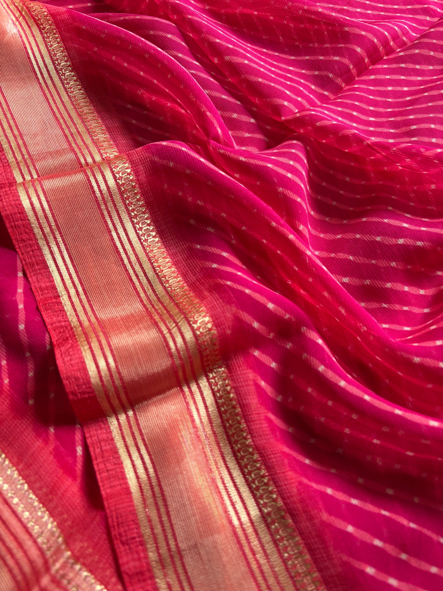 SS110 : Solid Hot pink