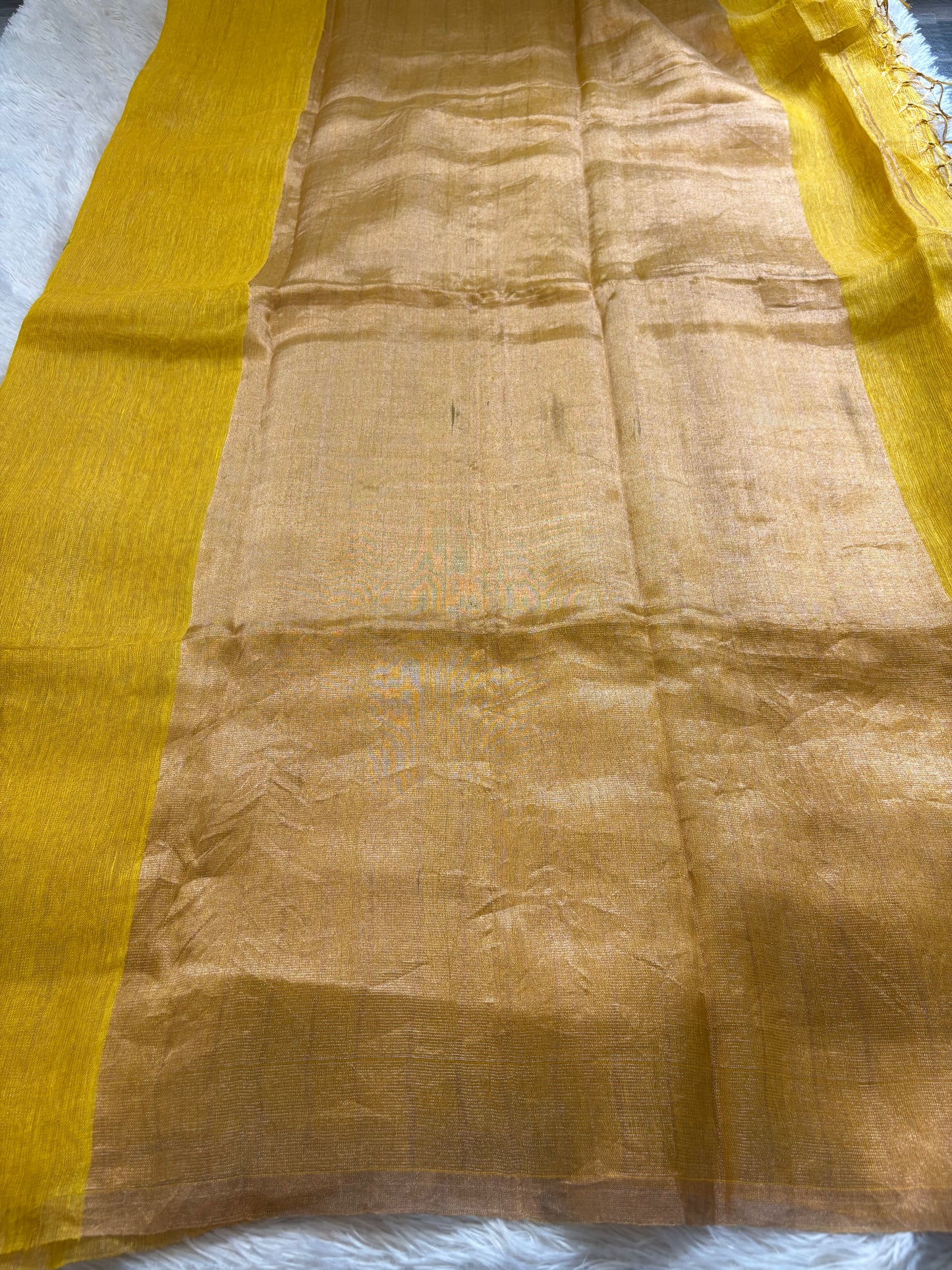 Jaaji : Solid Golden yellow