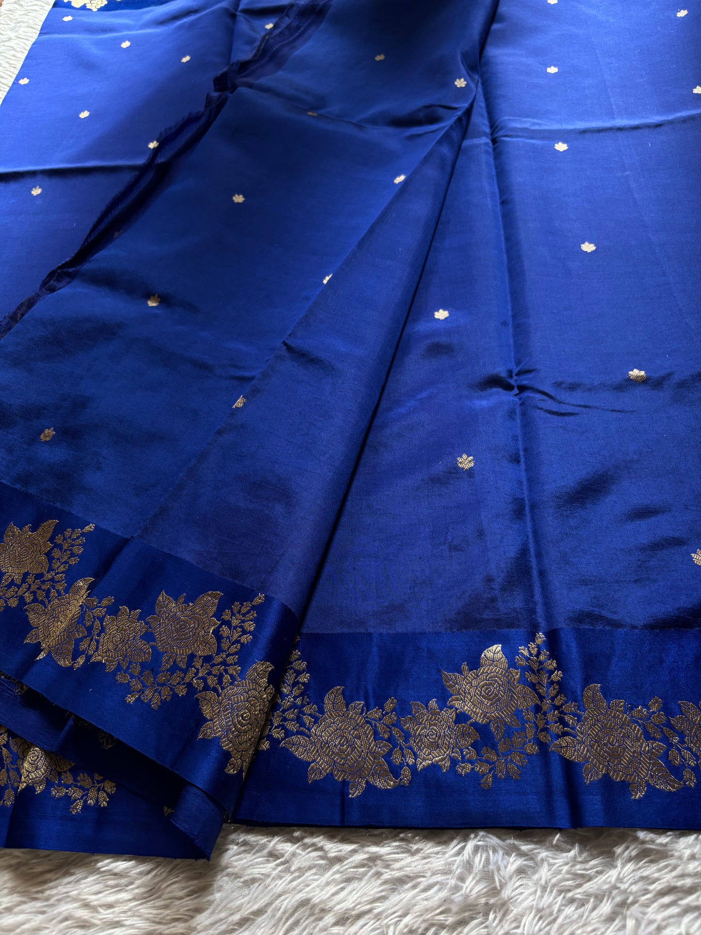 Anupama : Solid Royal blue