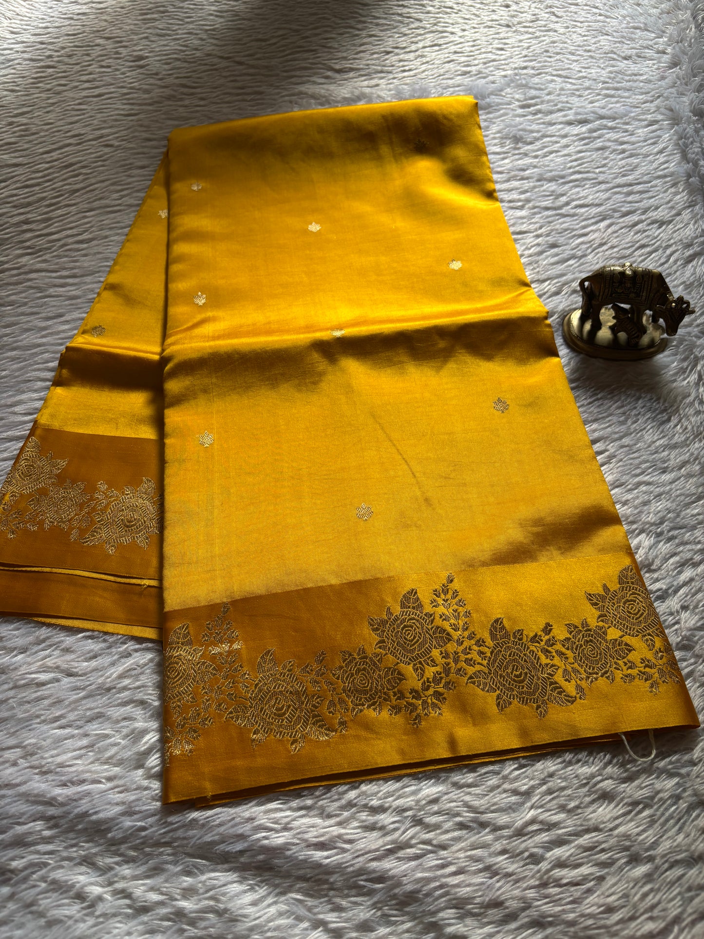 Anupama : Solid Golden yellow