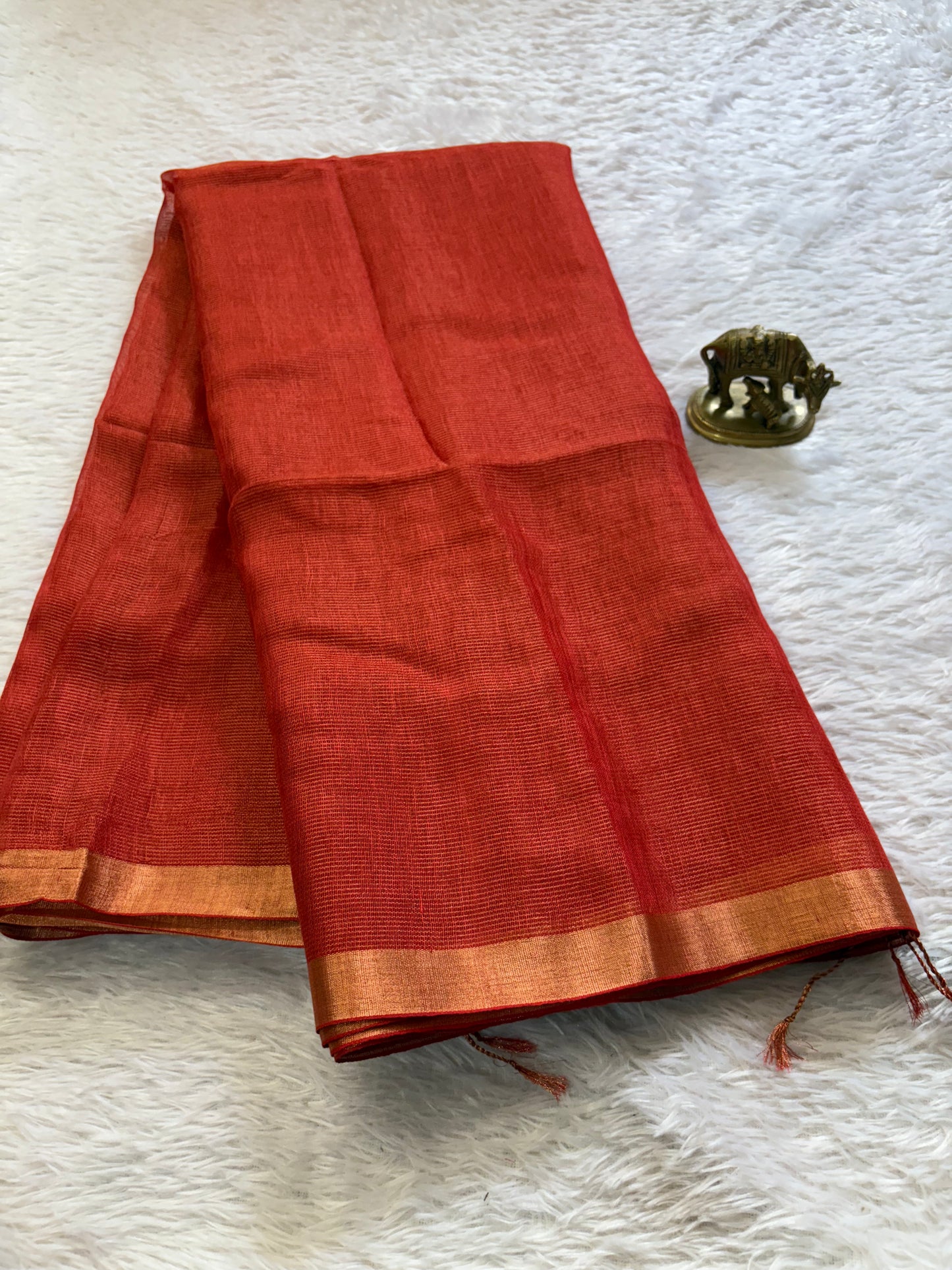 Jaaji : Solid Rust red