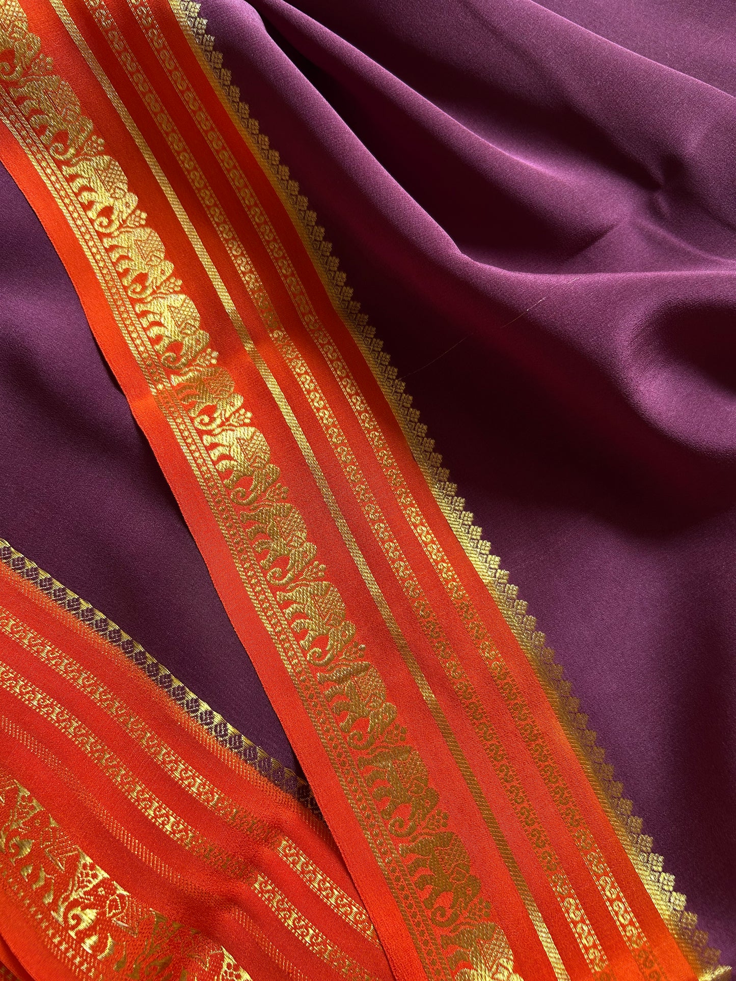 Eshwari (2D) : Chocolate brown-orange