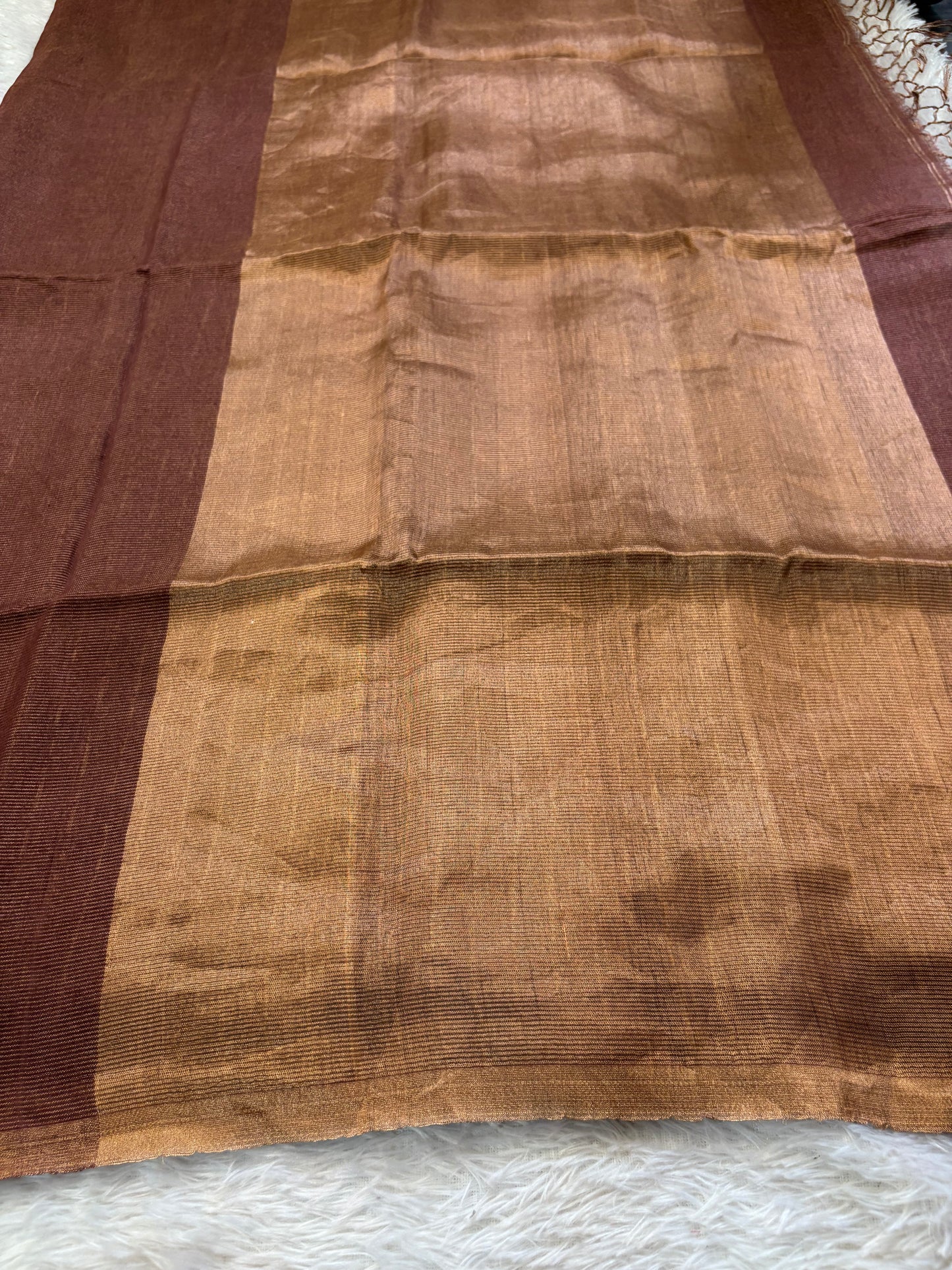 Jaaji : Solid Walnut brown