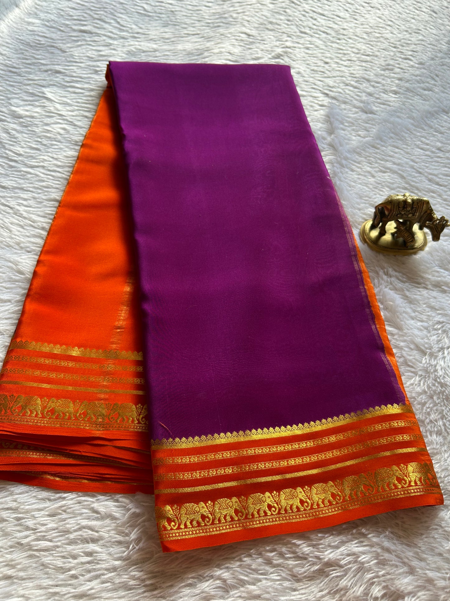 Eshwari (2D) : Magenta-orange