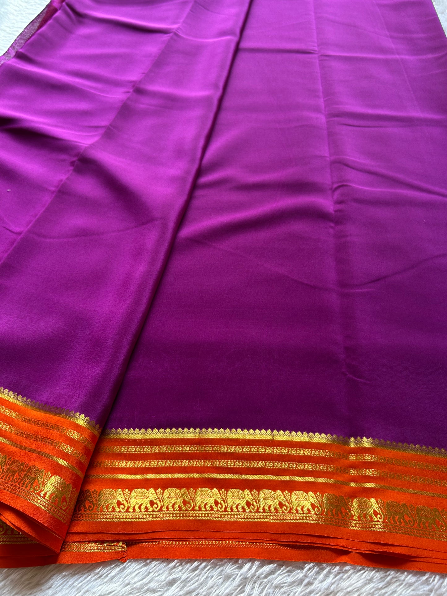 Eshwari (2D) : Magenta-orange