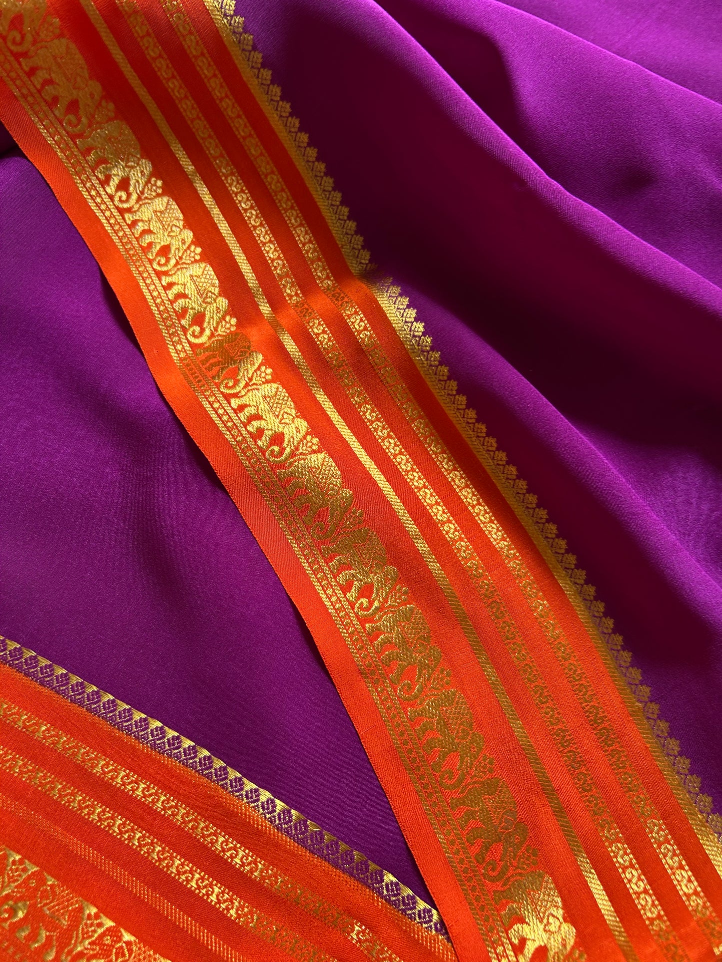 Eshwari (2D) : Magenta-orange