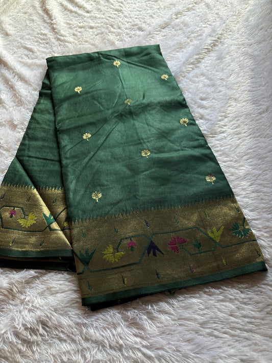 SS121 : Solid Dark green