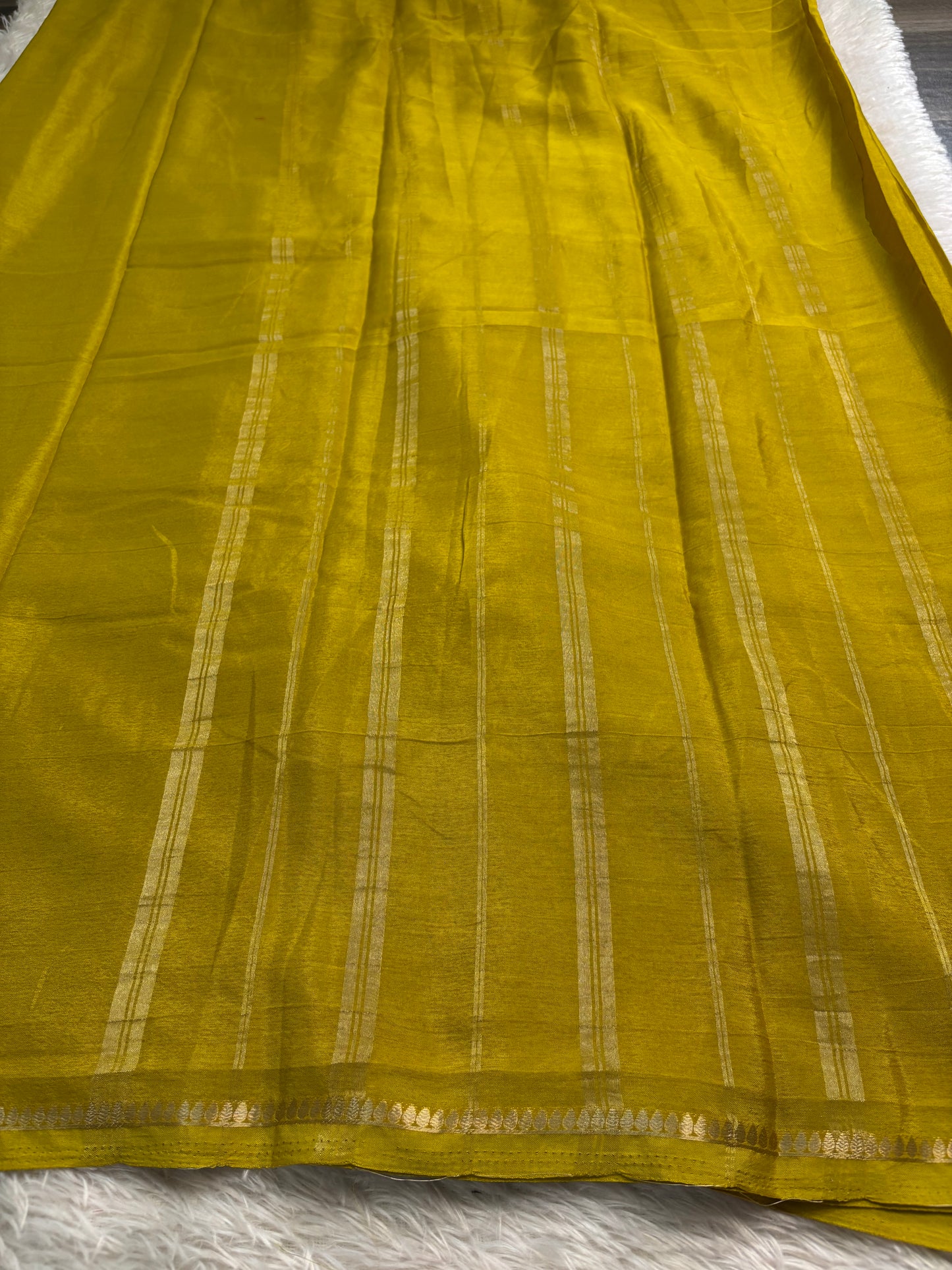 NYD123 : Solid Olive