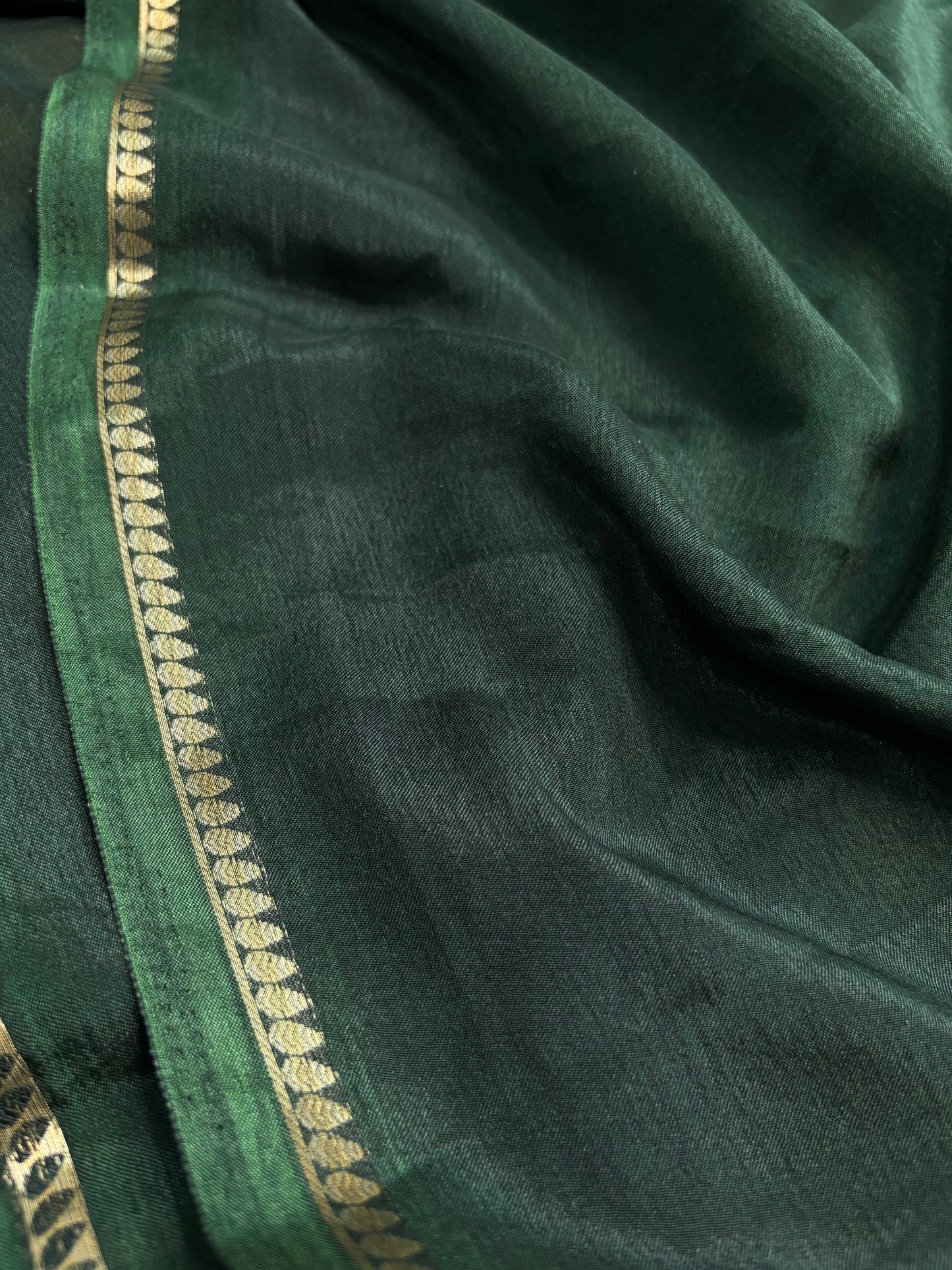 NYD123 : Solid Dark green