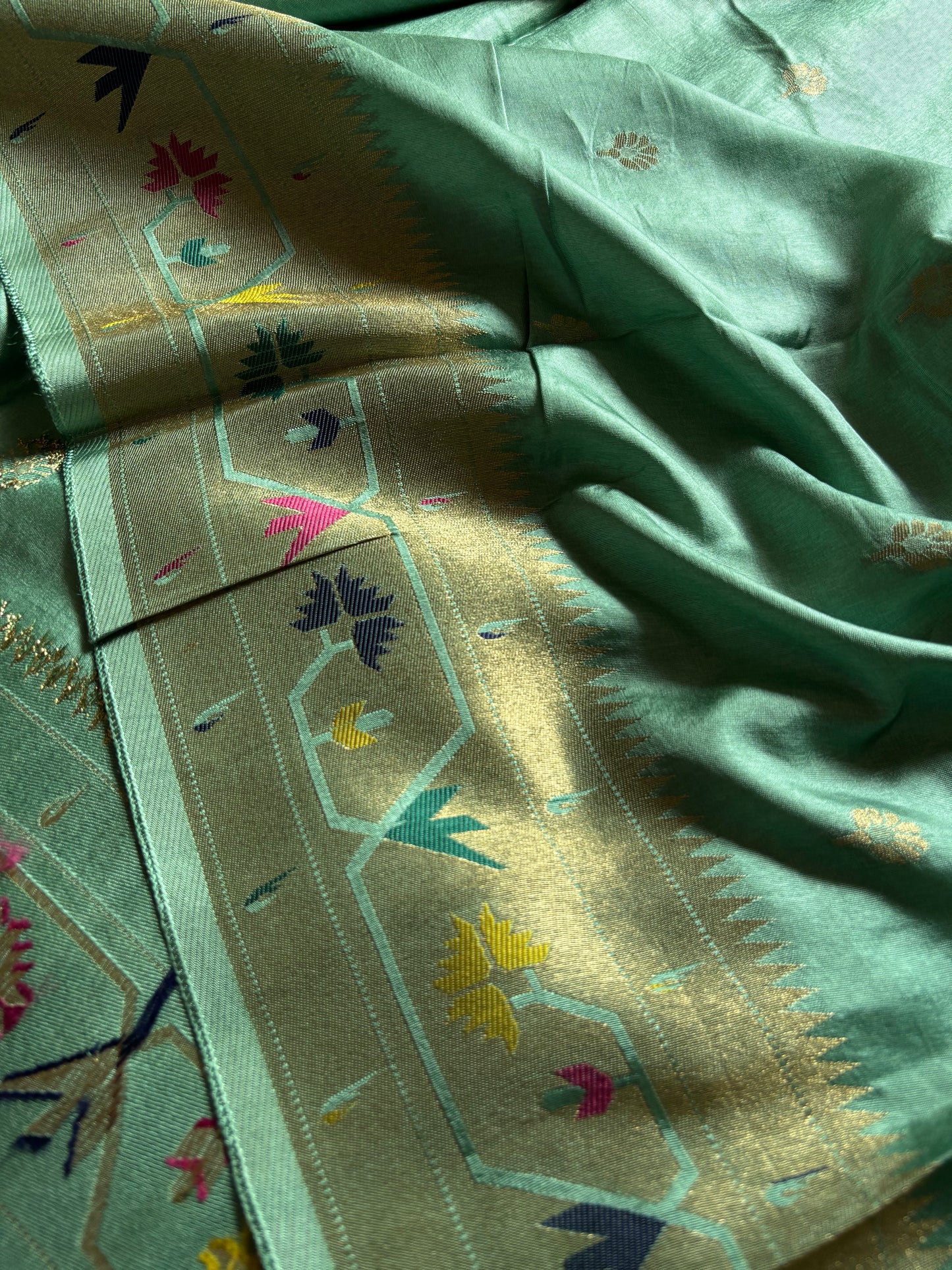 SS121 : Solid Sea green
