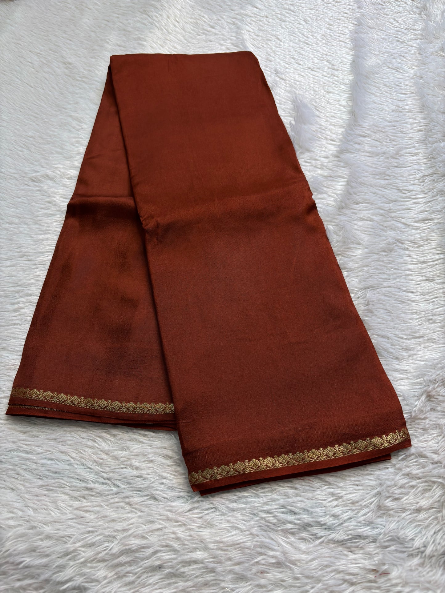 NYD124 : Solid Rust brown