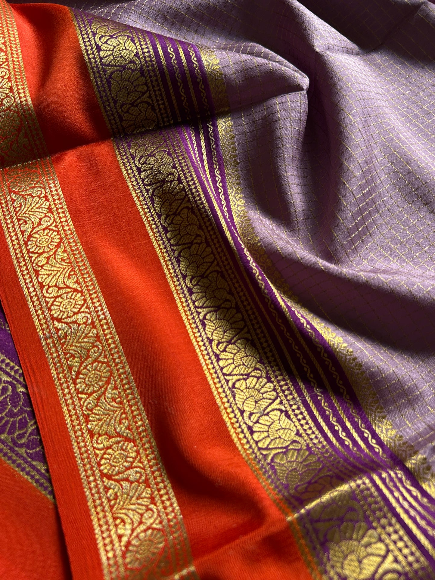 Gayatri (3D) : Mauve-purple-orange