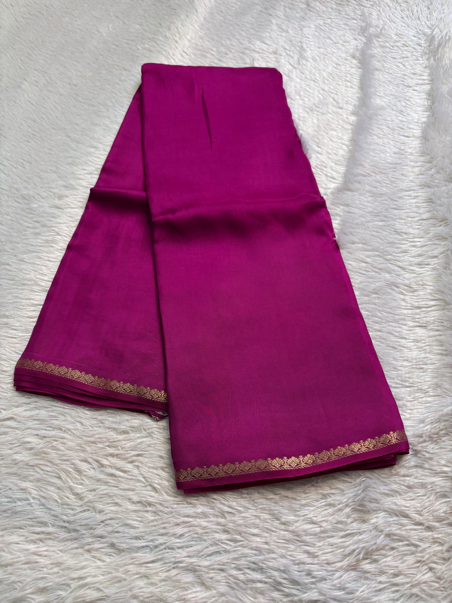 NYD124 : Solid Magenta