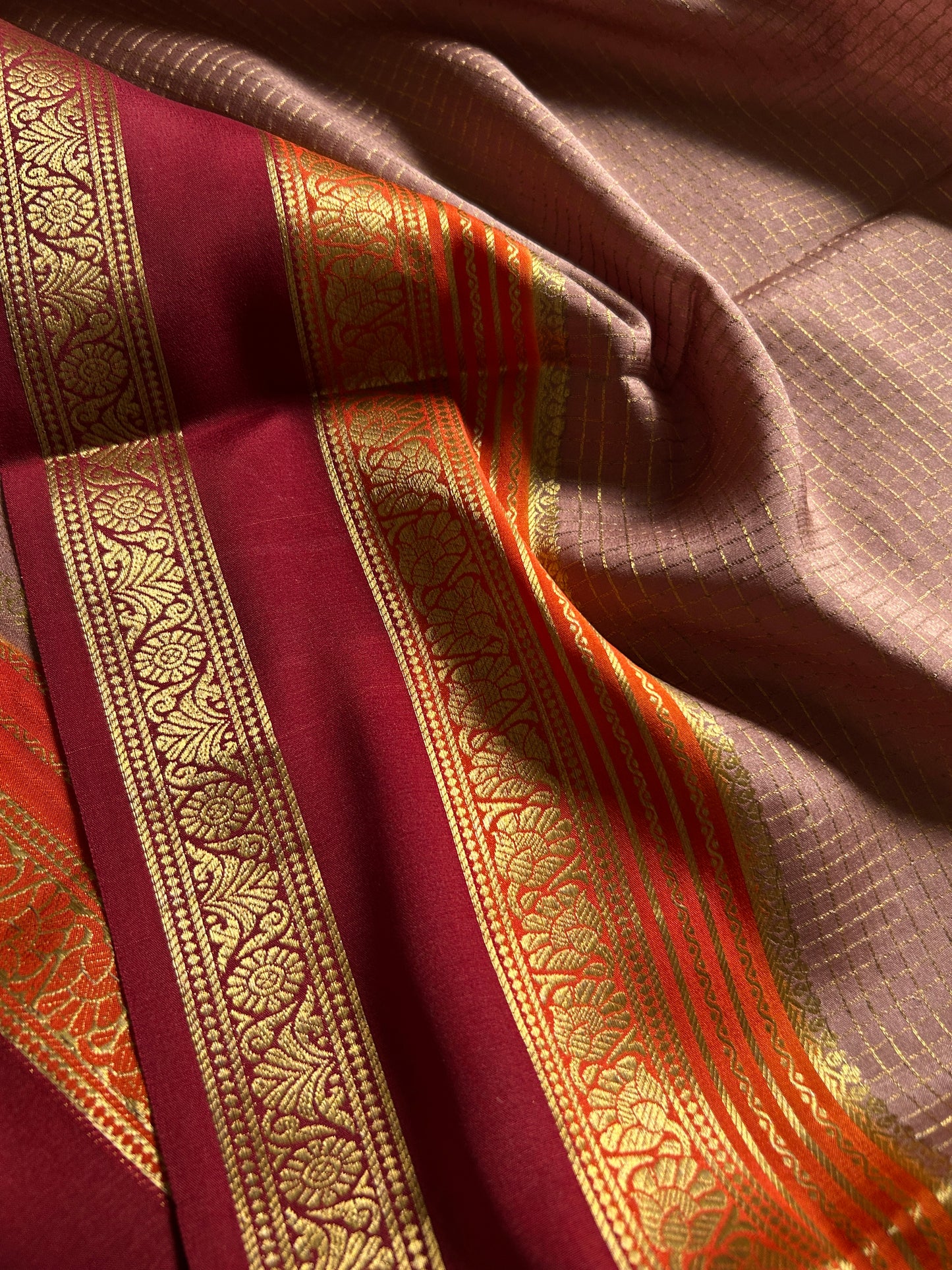 Gayatri (3D) : Light brown-orange-brown
