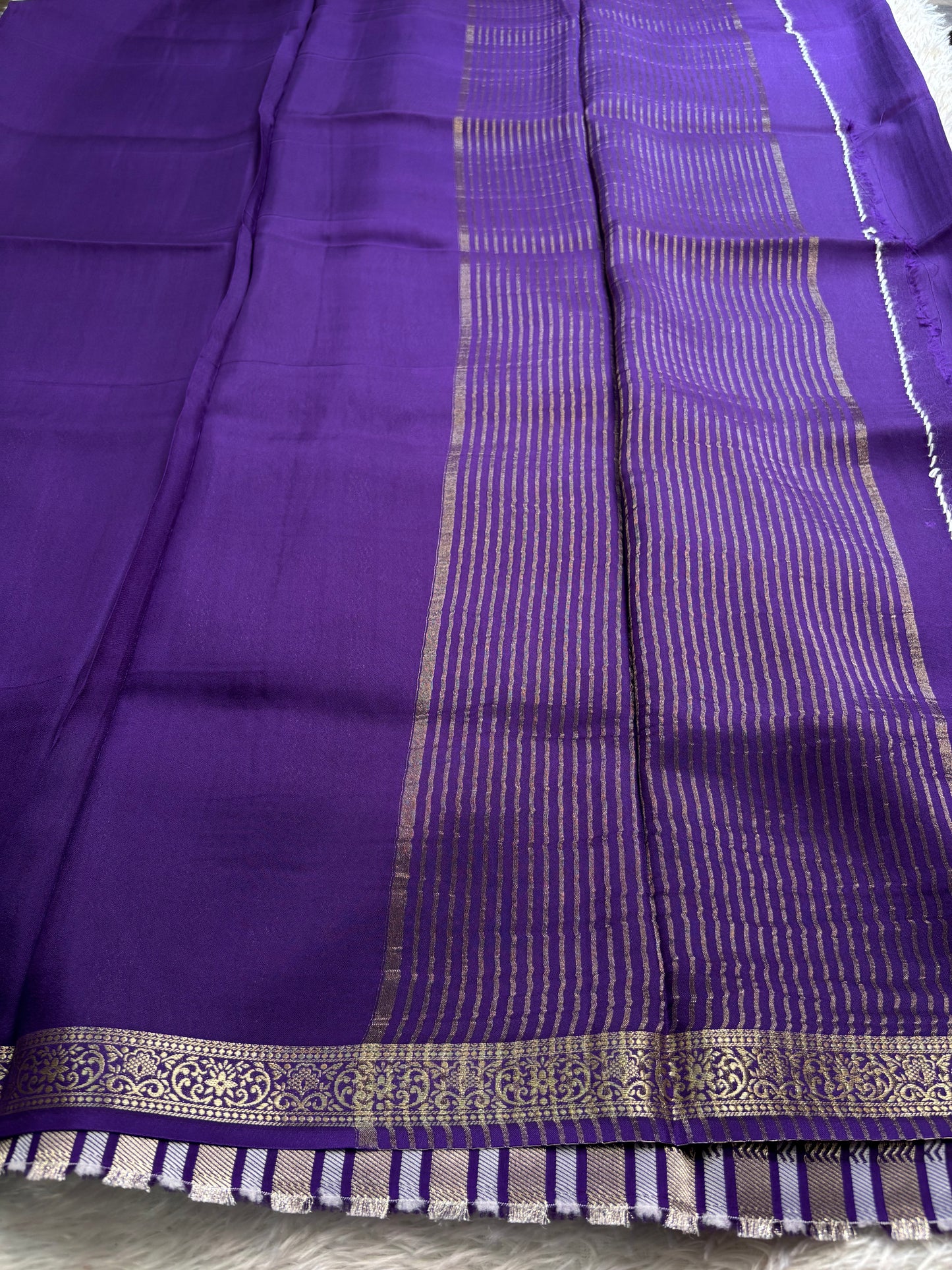 NYD126 : Solid Violet