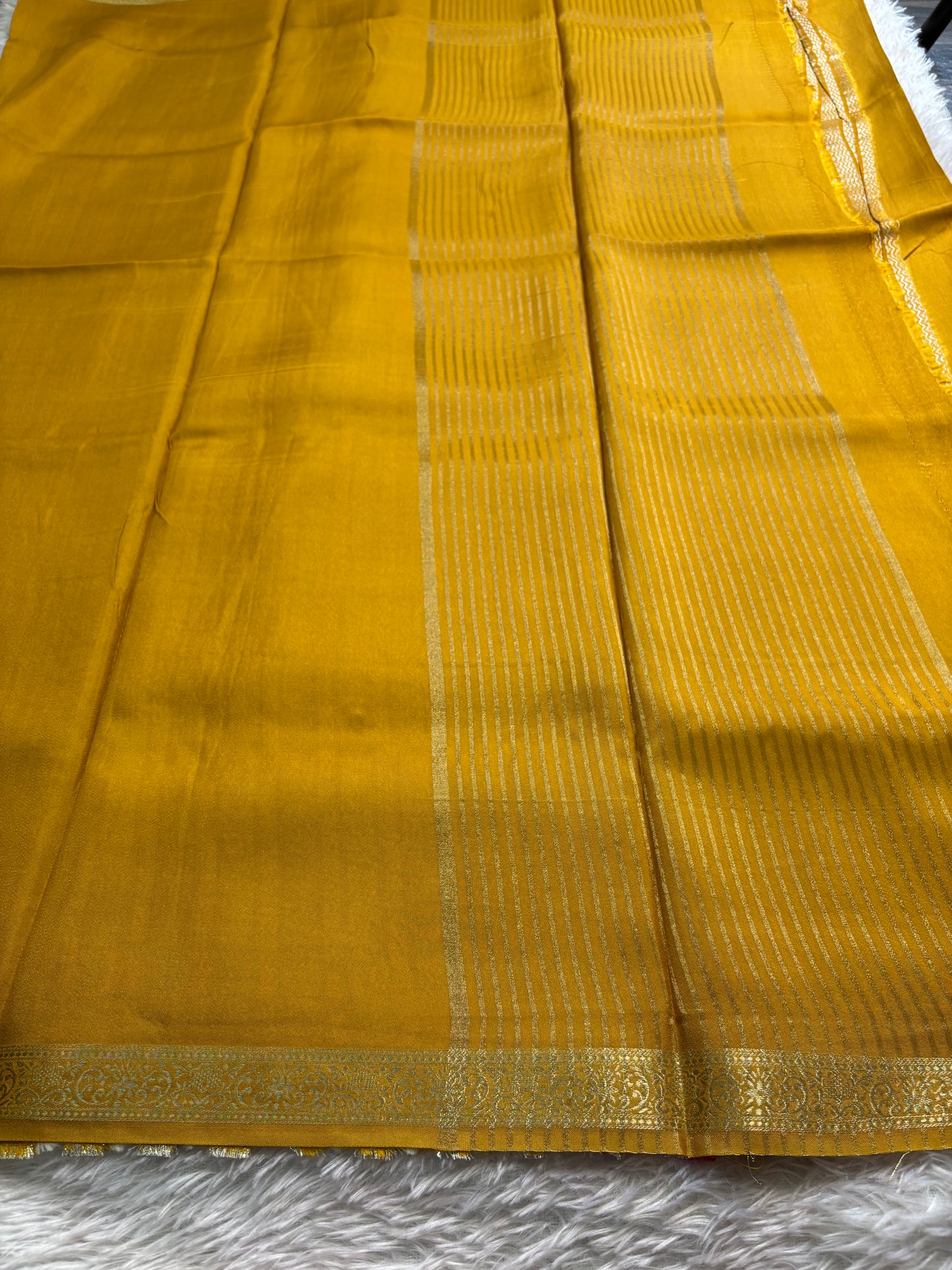 NYD126 : Solid Golden yellow