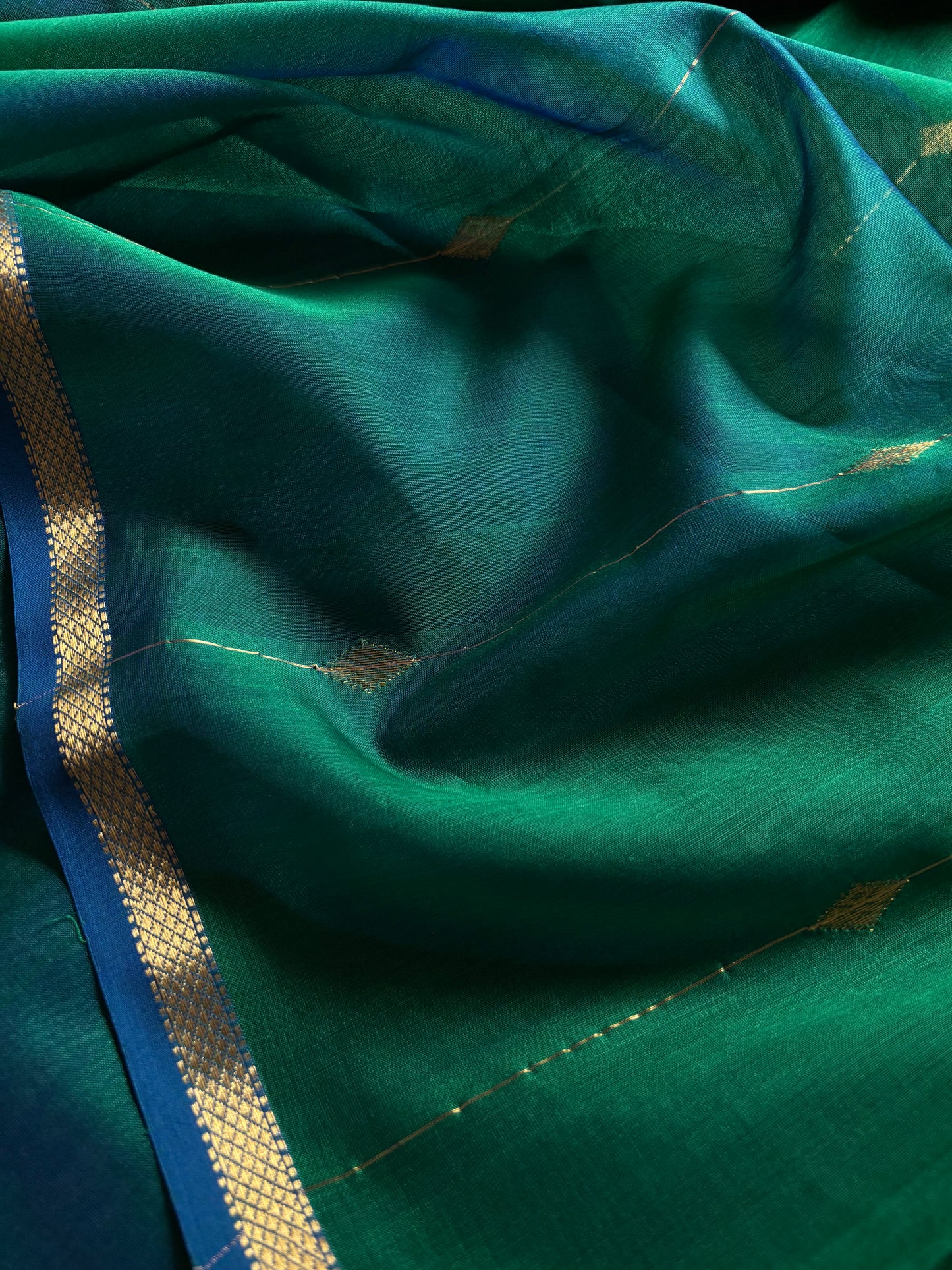 Chandini : Solid Peacock green