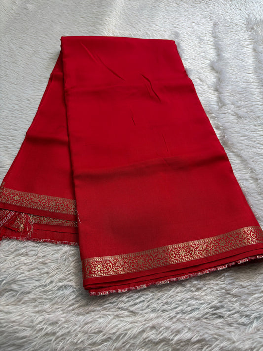 NYD126 : Solid Red
