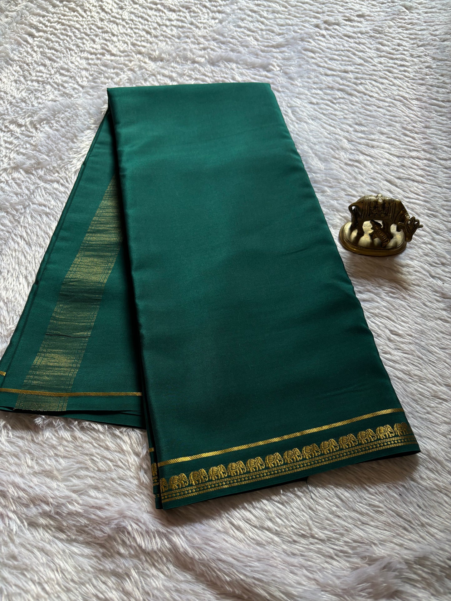 Gamani : Solid Teal green