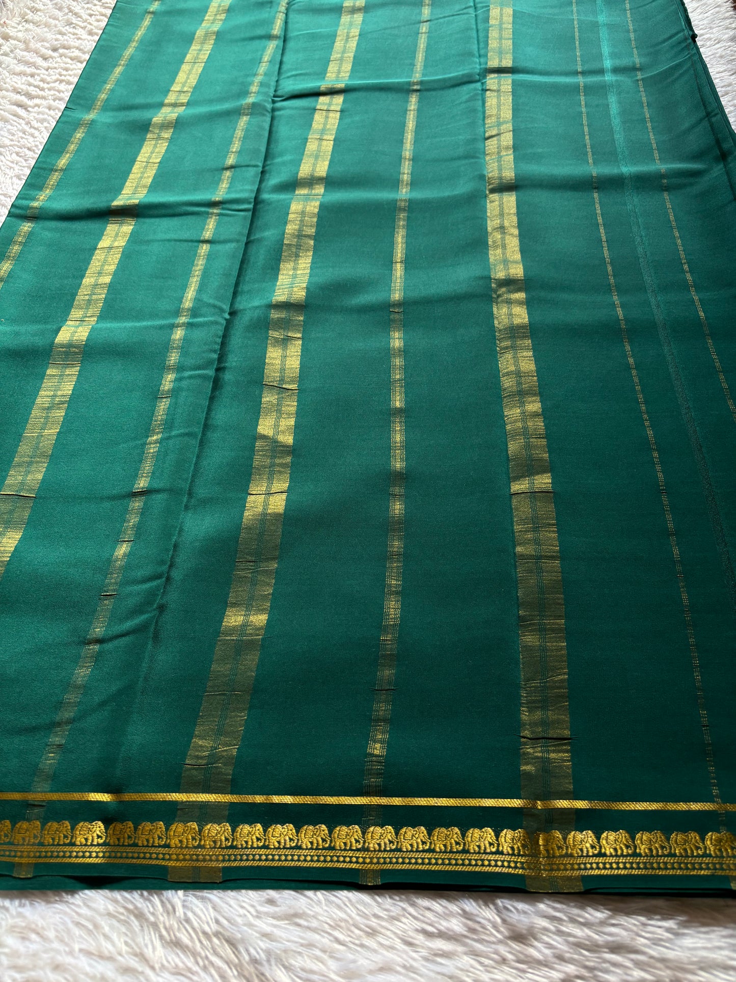Gamani : Solid Teal green