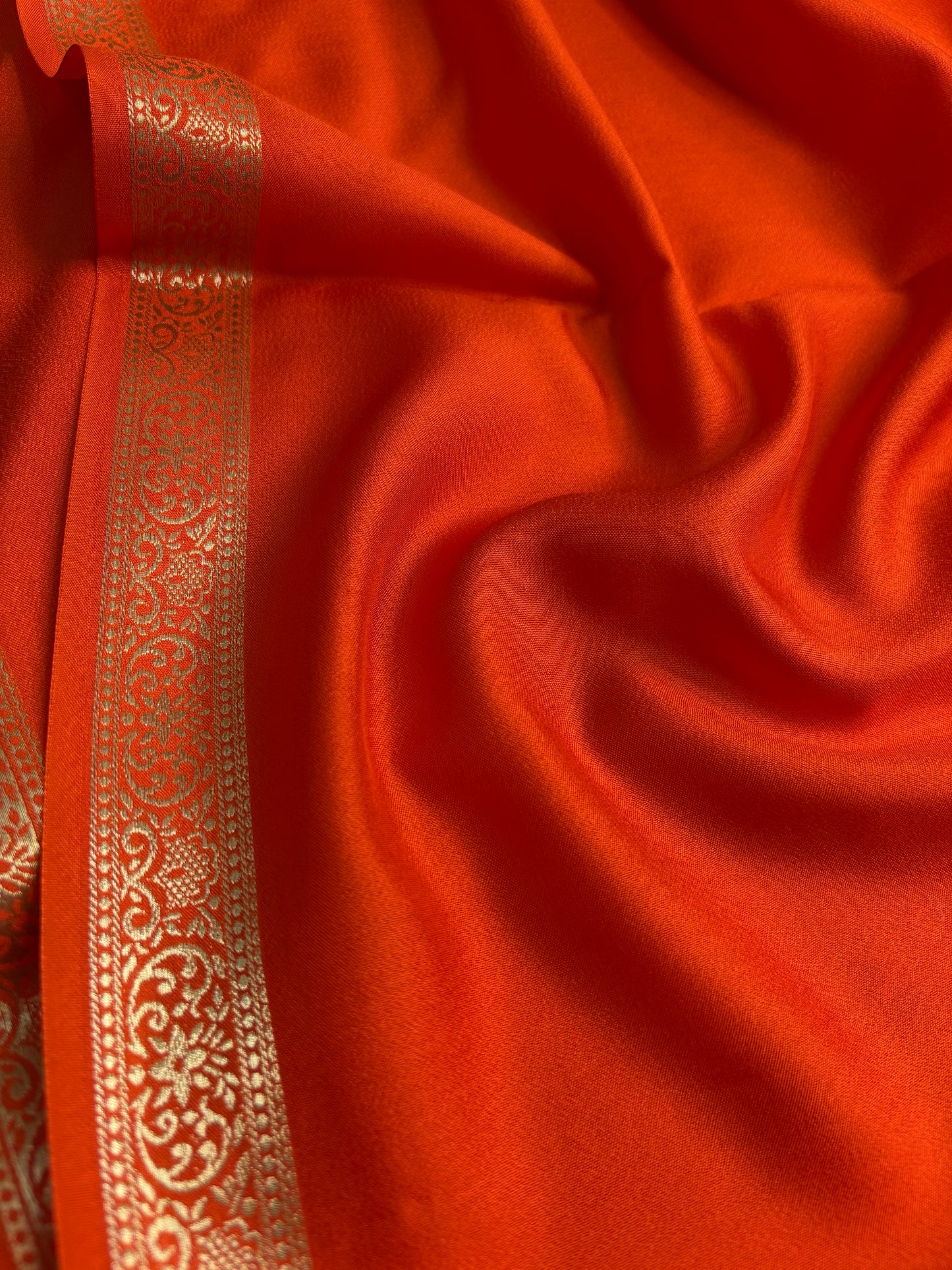 NYD126 : Solid Orange