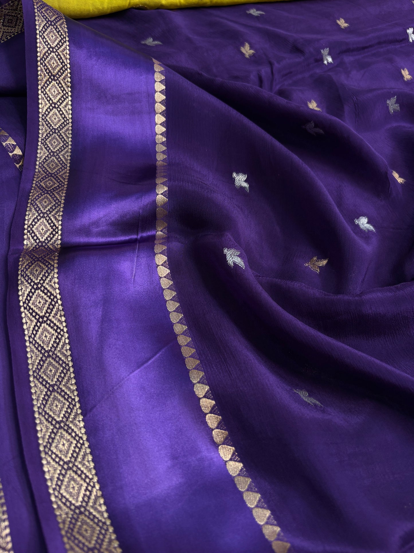 NYD129 : Solid Violet blue