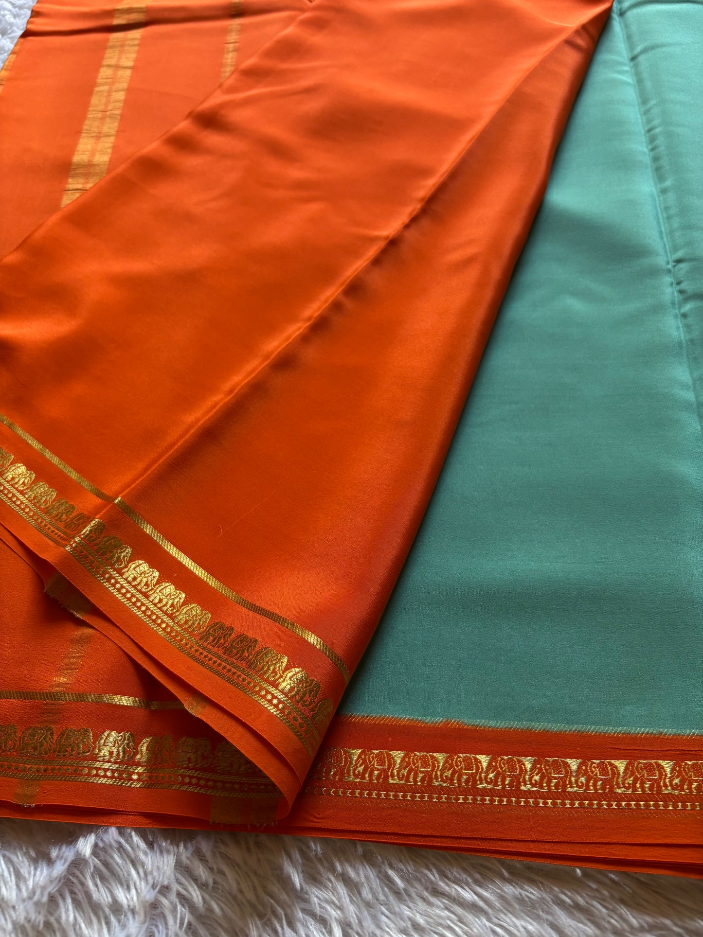 Gamani (2D) : Sea green-orange