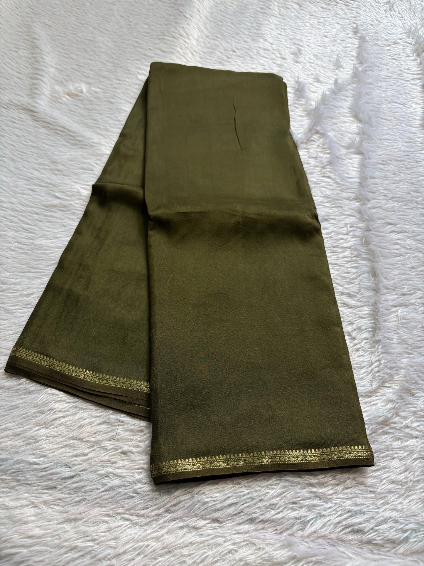 NYD125 : Solid Brownish green