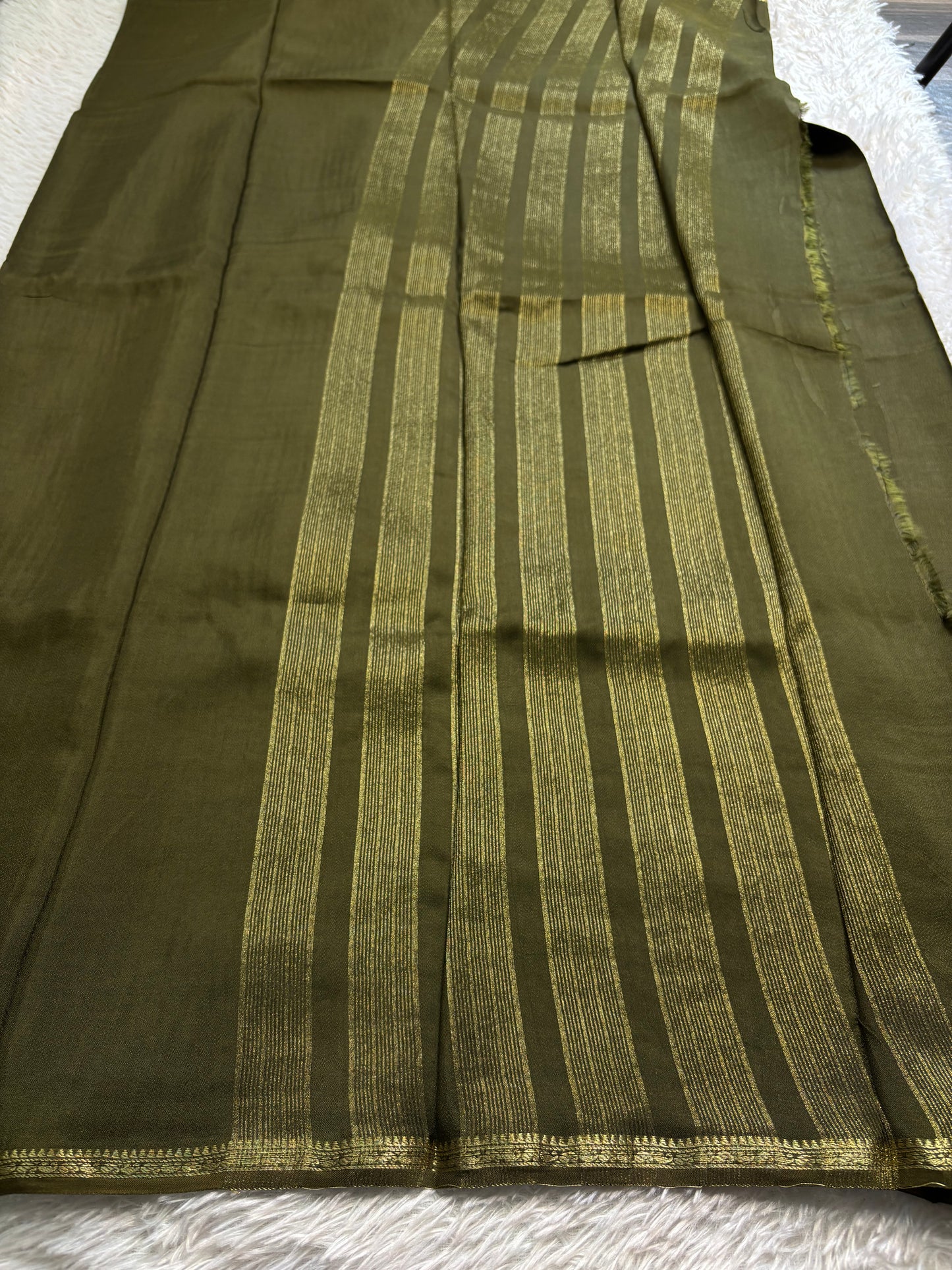 NYD125 : Solid Brownish green