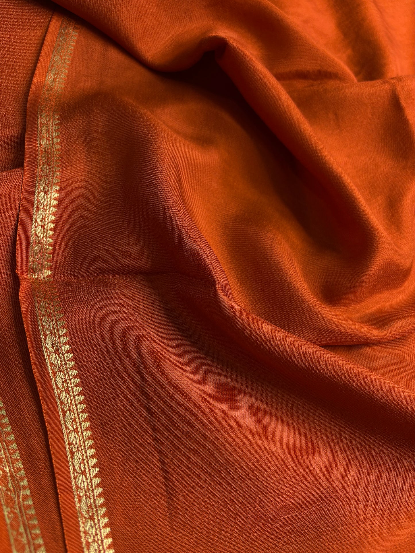 NYD125 : Solid Rust orange