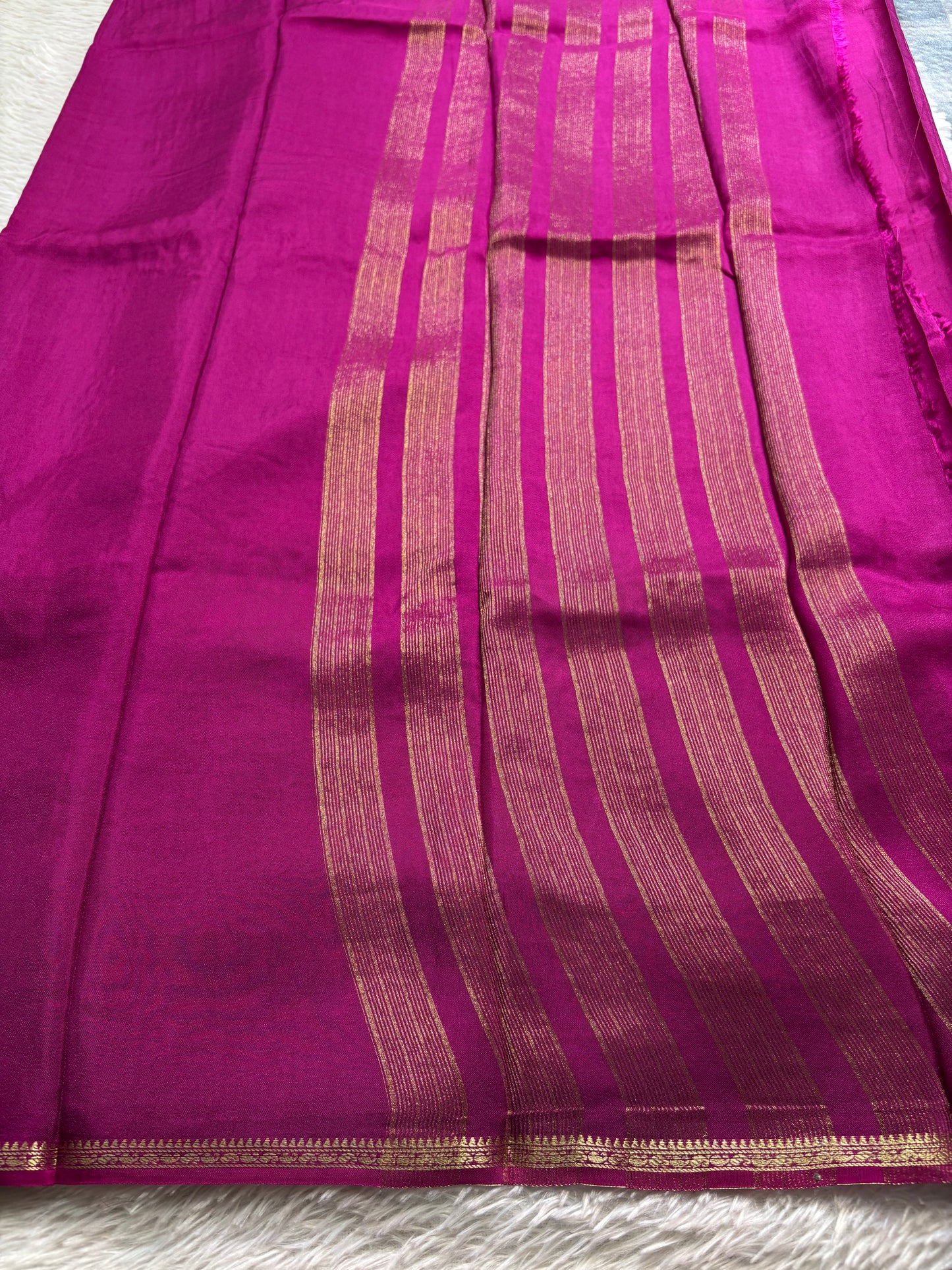 NYD125 : Solid Magenta