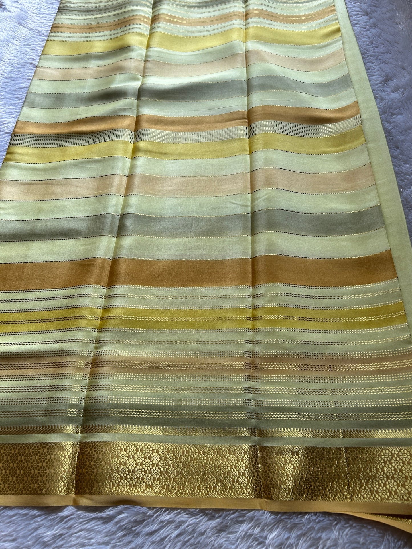 Disha : Ombré butterscotch yellow