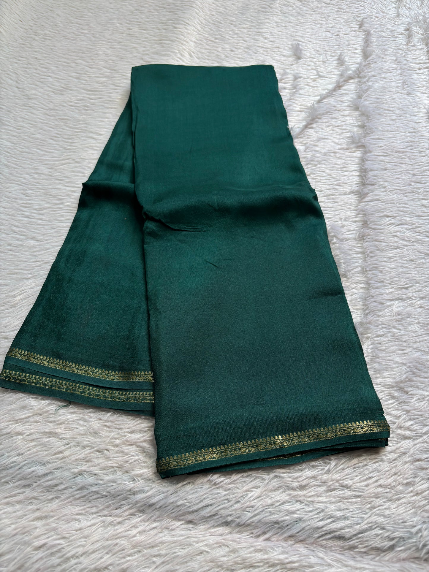 NYD125 : Solid Peacock green