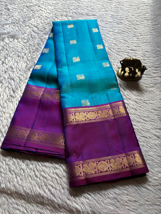 Lakshmi (2D) : Ananda blue-dark magenta