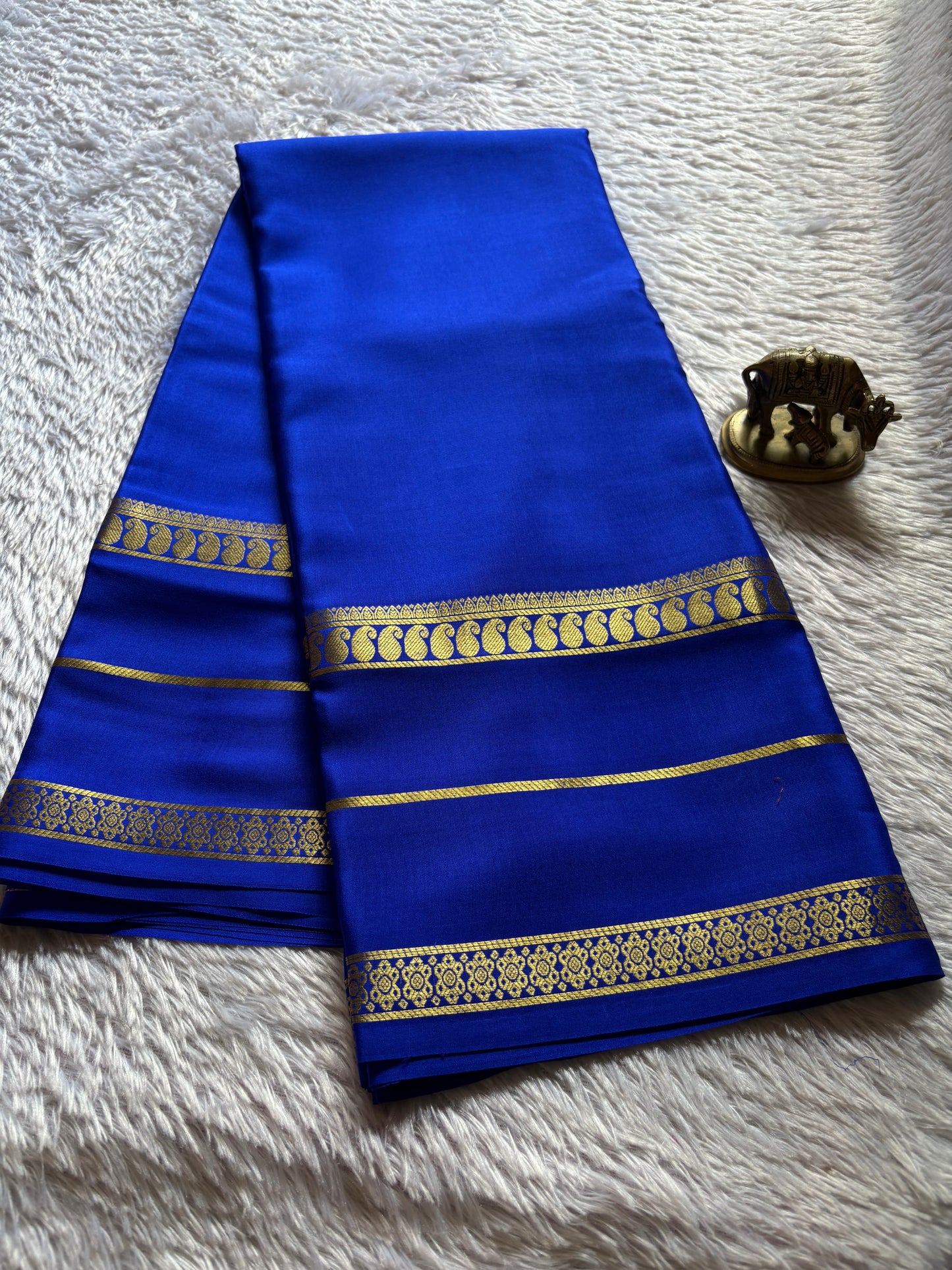 Malini : Solid Royal blue