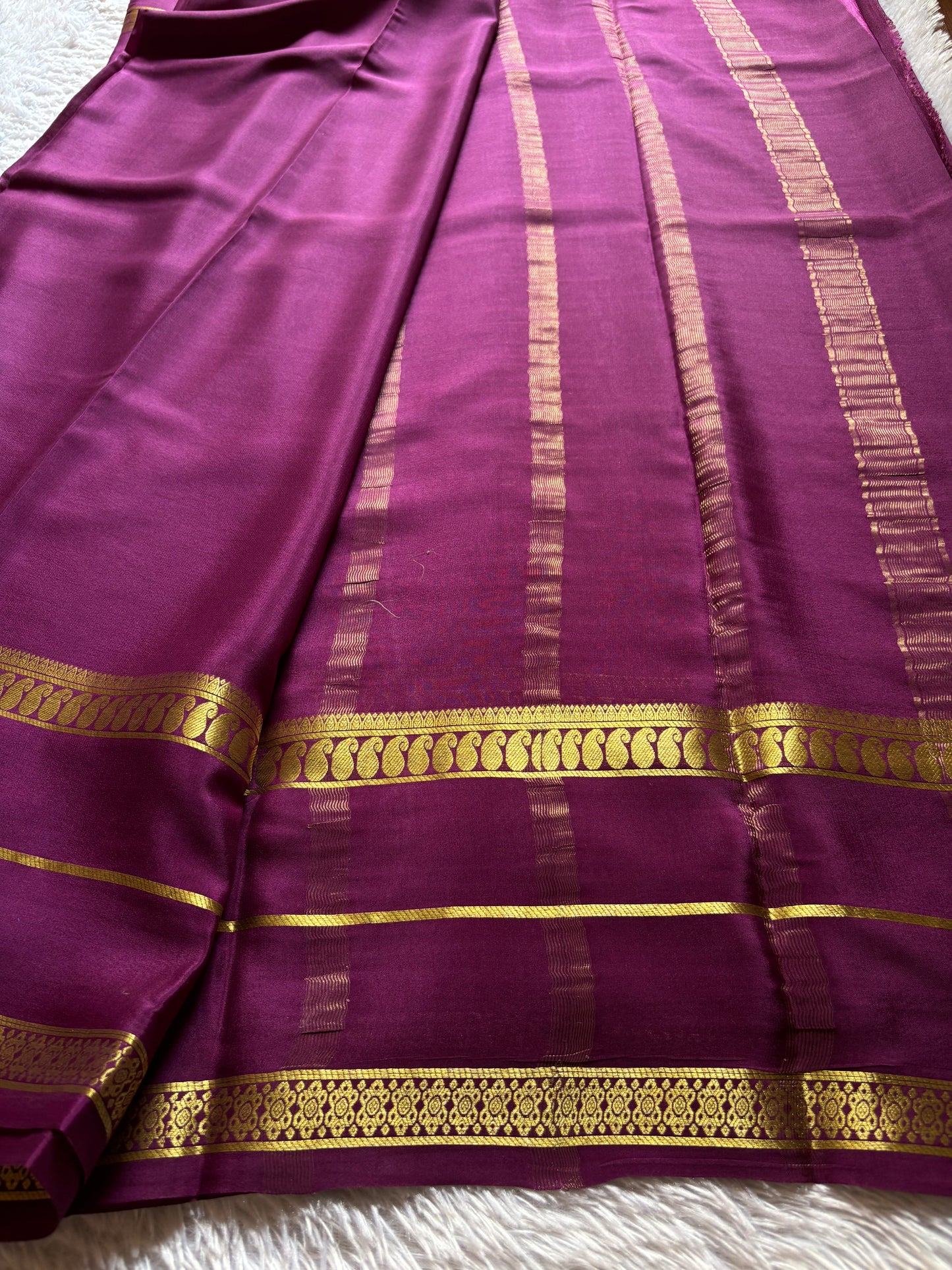 Malini : Solid Dark magenta