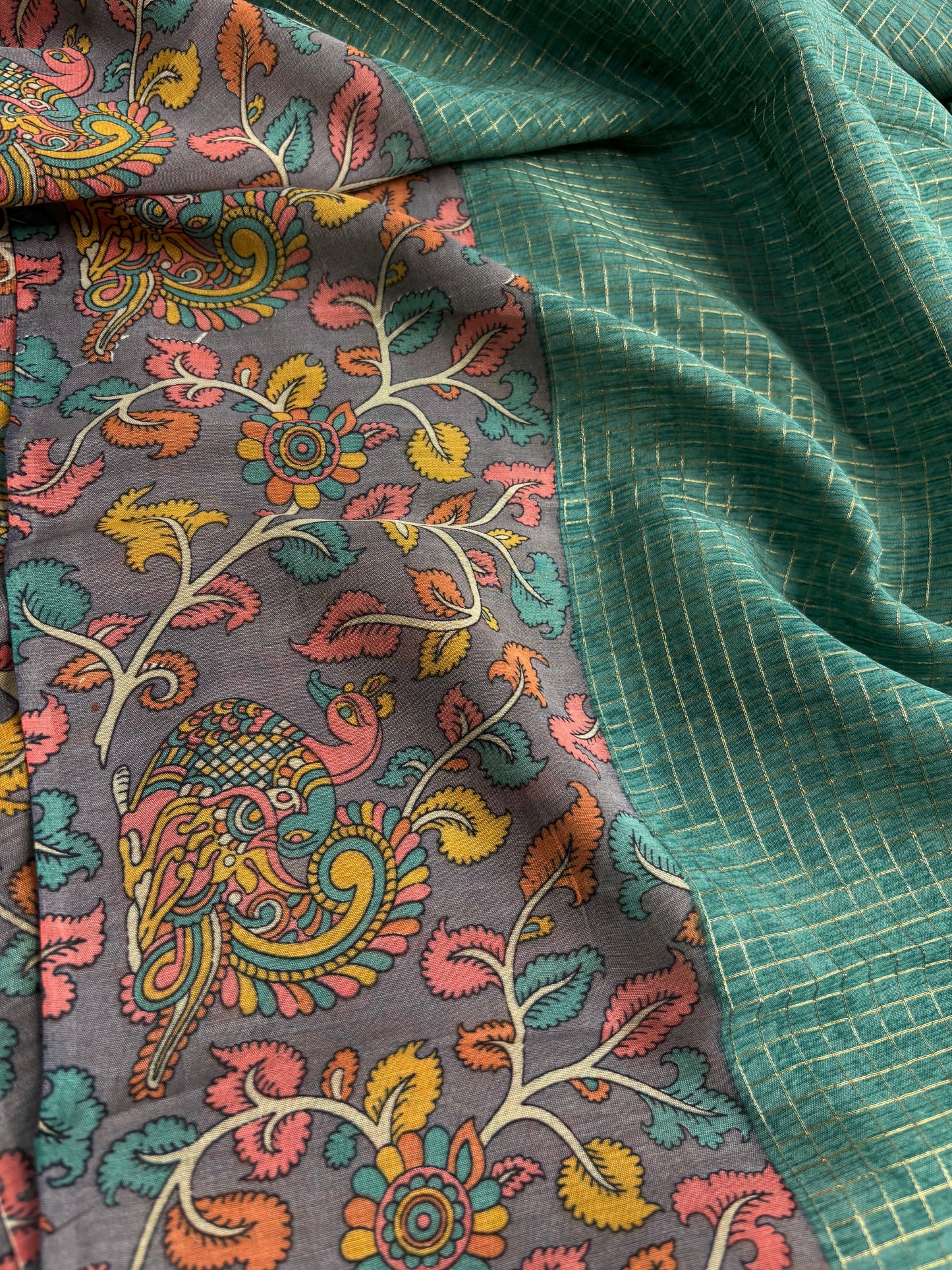 NYD130 (2D) : Rama green-grey