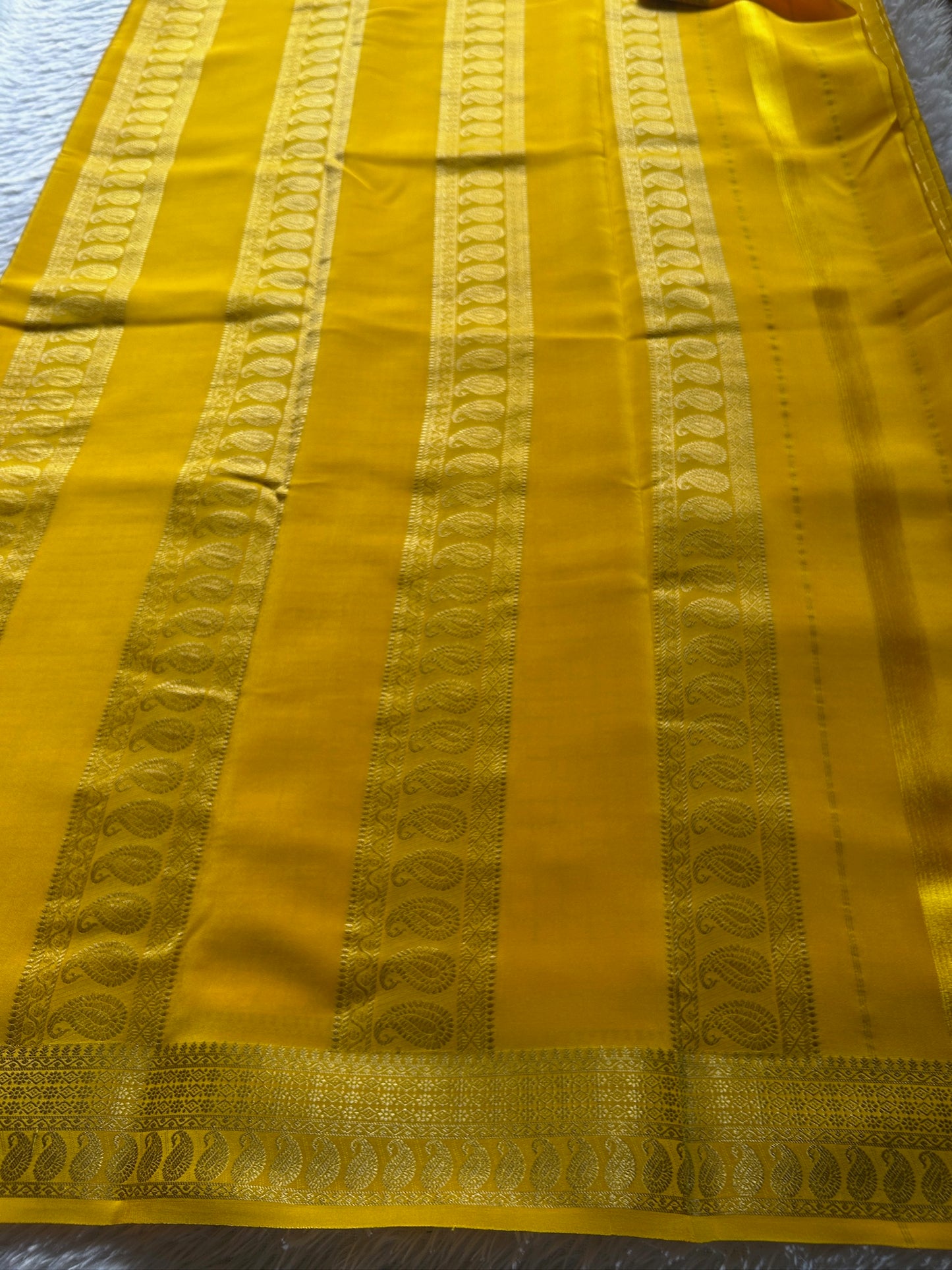 Mahima : Solid Lemon yellow