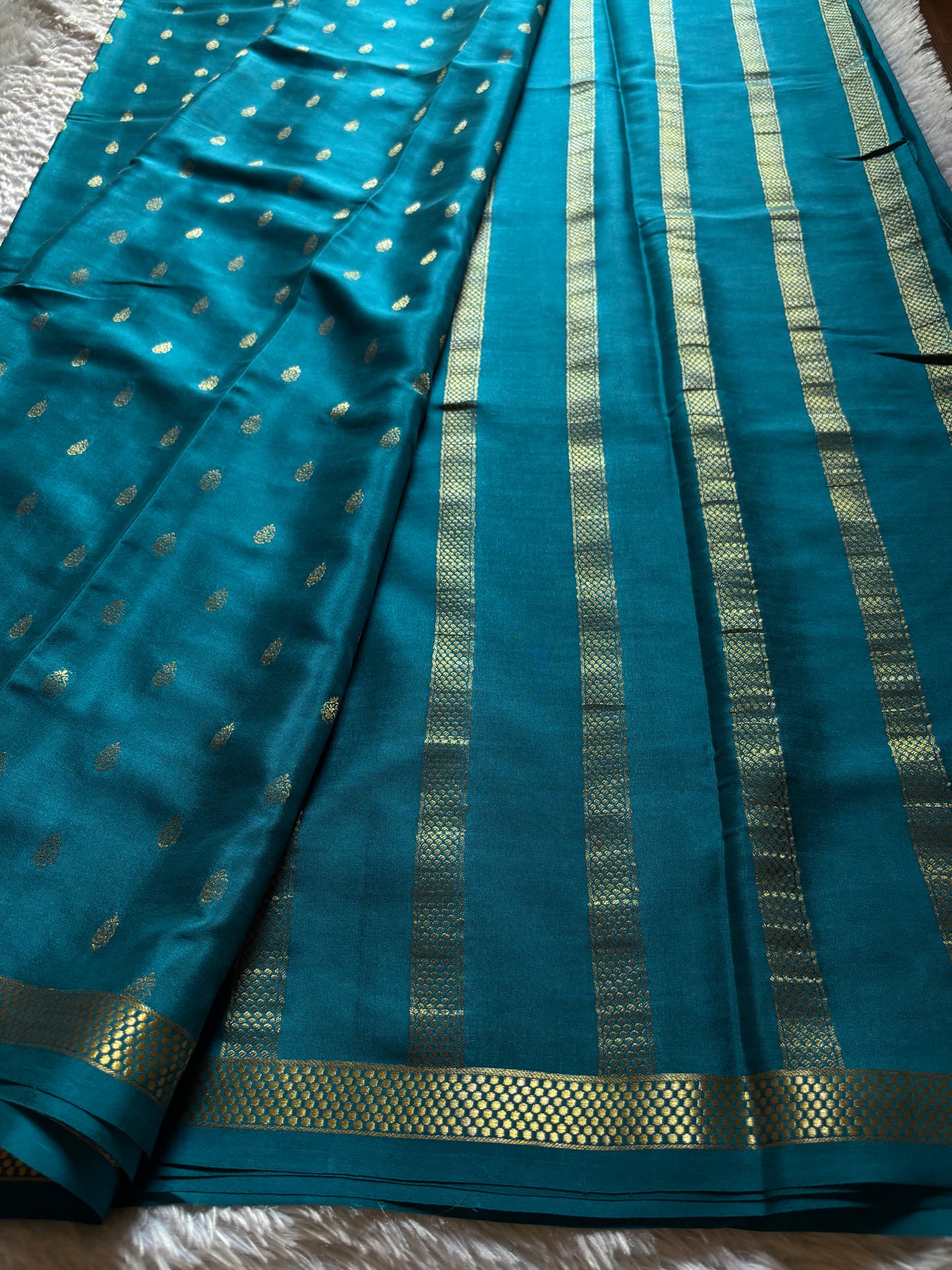 Bhavana : Solid Peacock blue