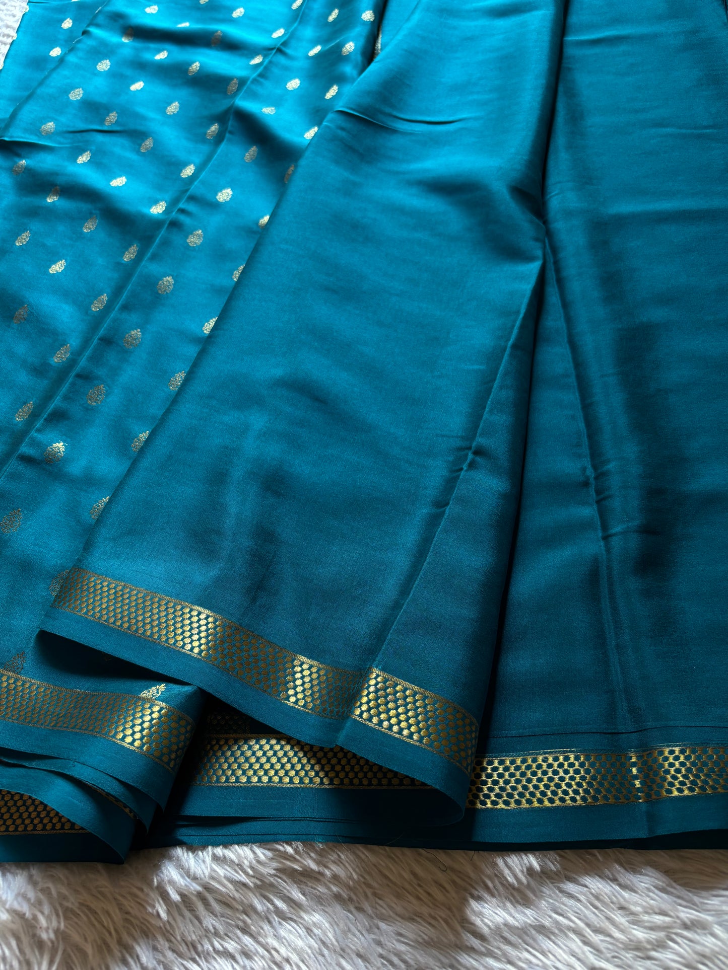 Bhavana : Solid Peacock blue