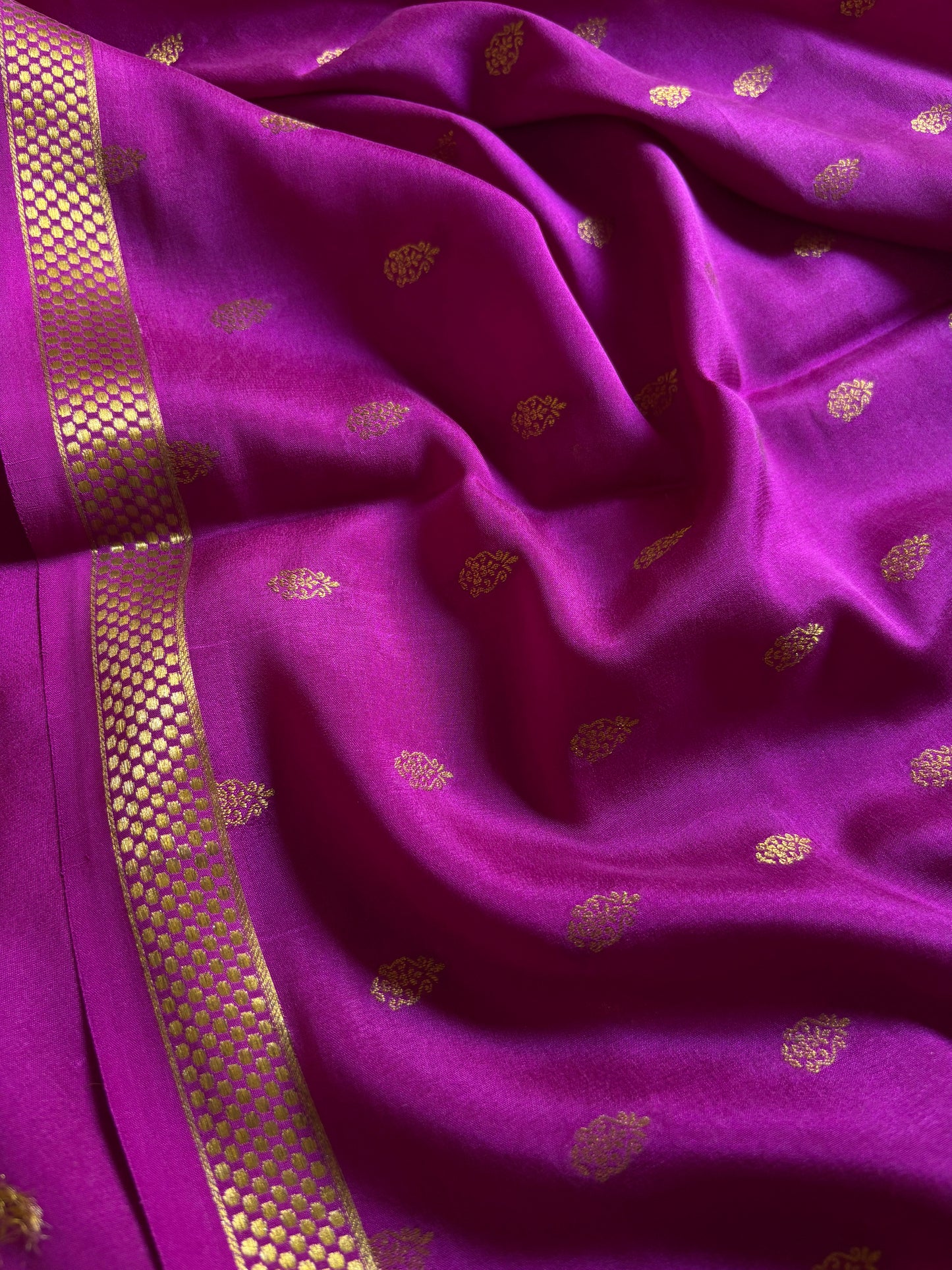 Bhavana : Solid Magenta
