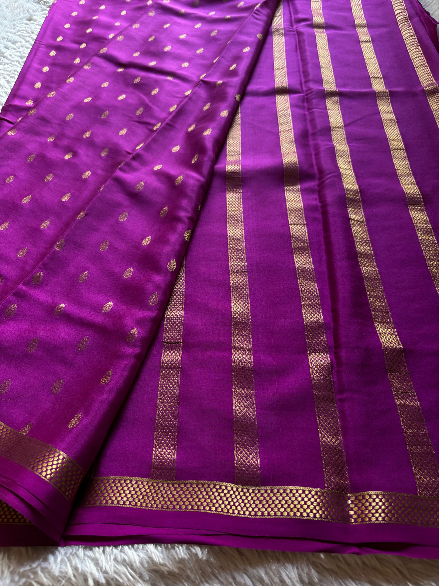 Bhavana : Solid Magenta