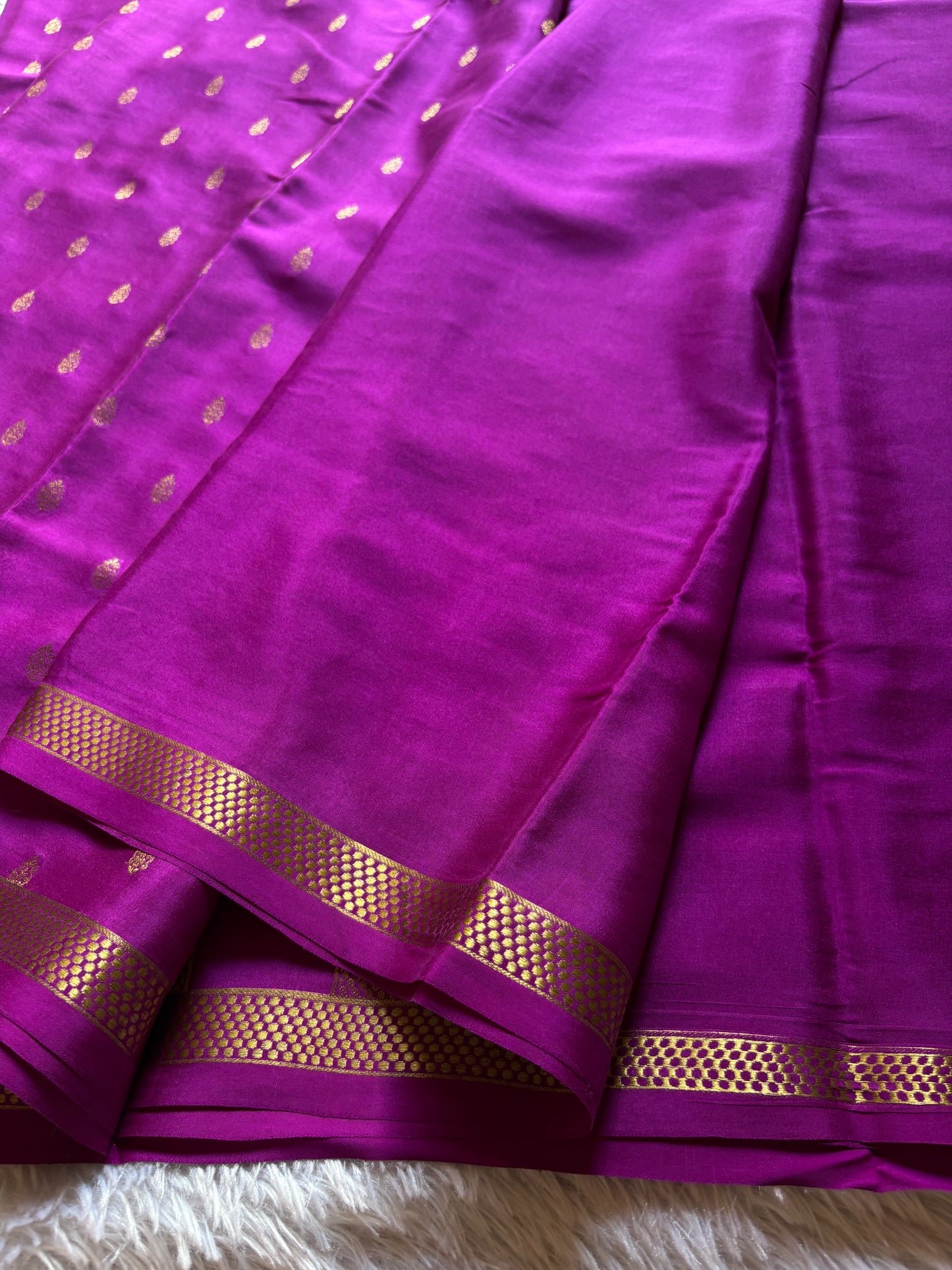 Bhavana : Solid Magenta
