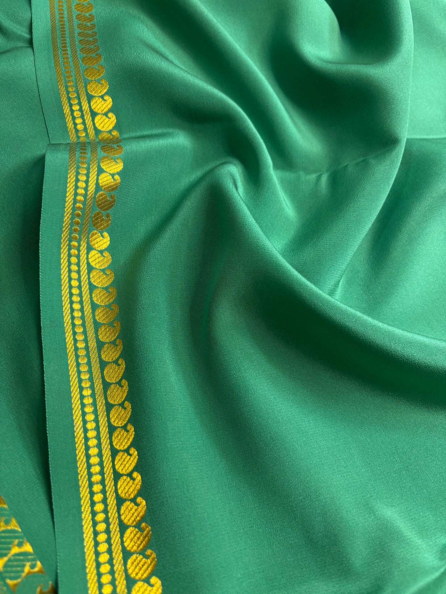 Nirmala : Solid Sea green