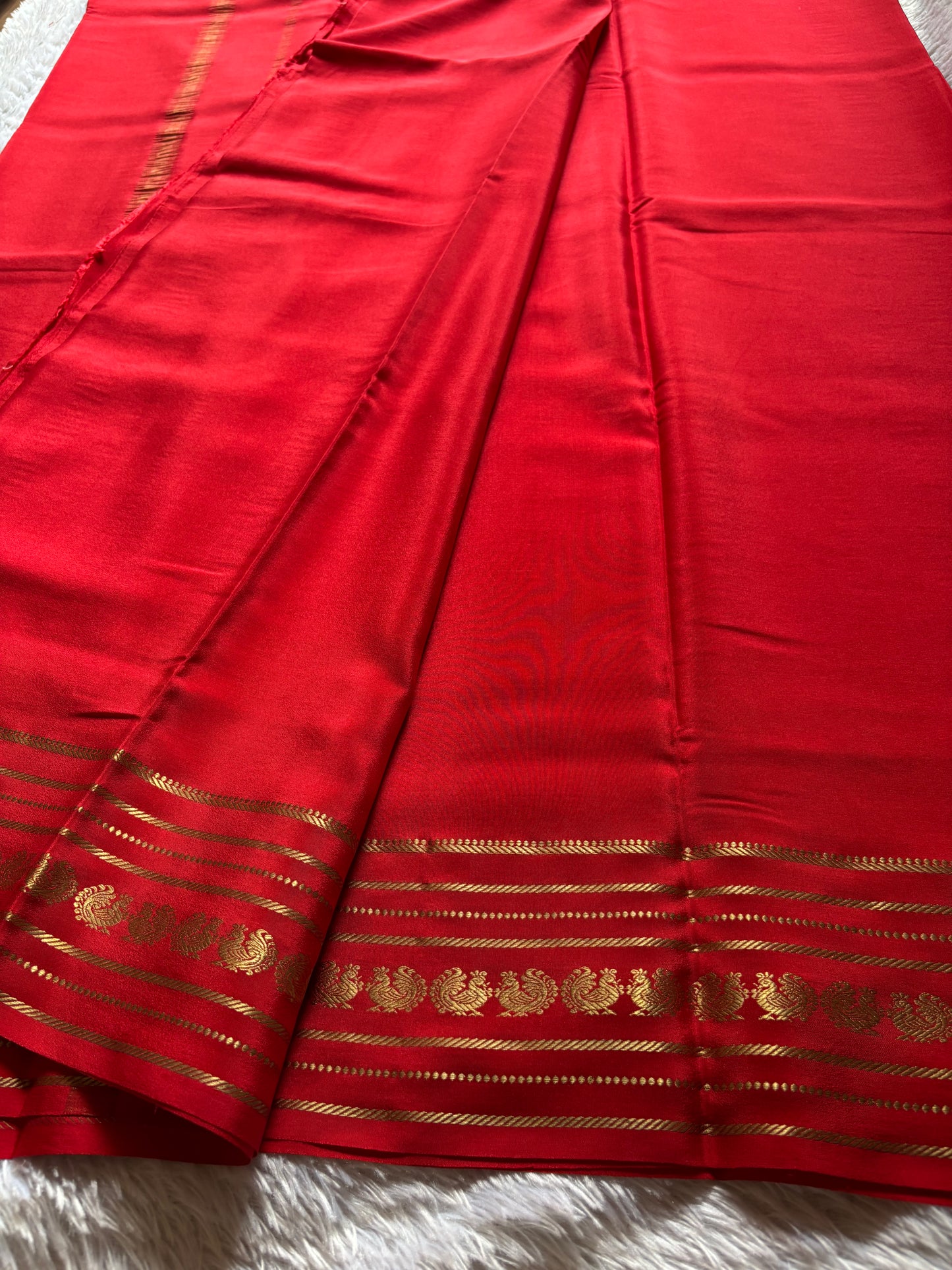 Hamsini : Solid Red