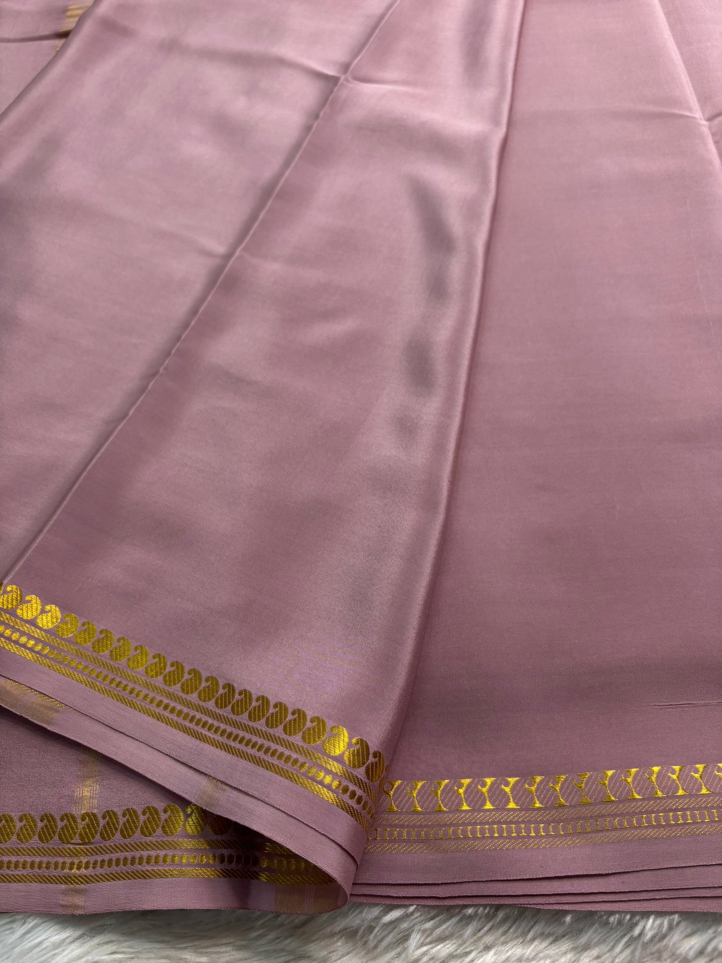 Nirmala : Solid Mauve