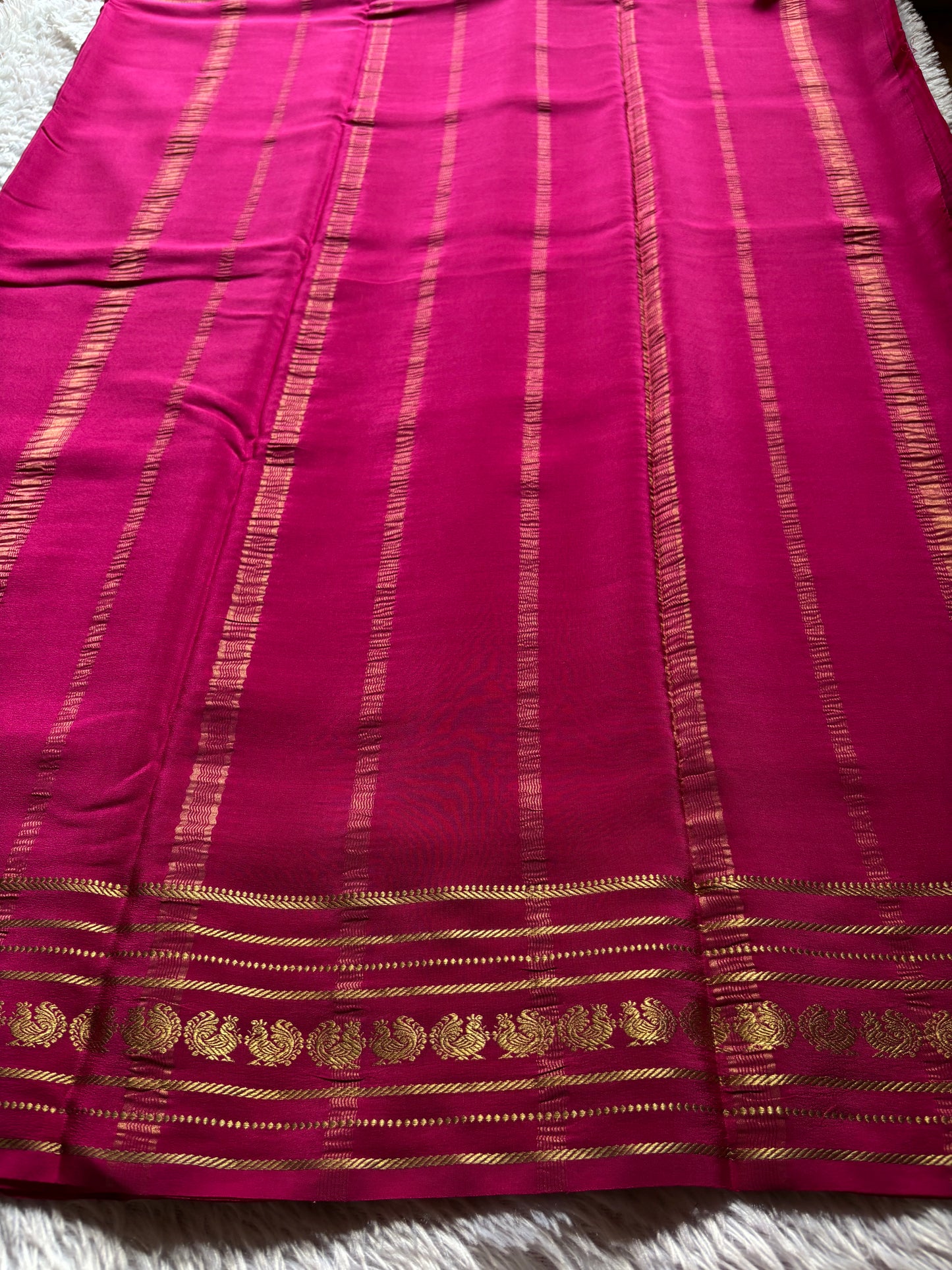 Hamsini : Solid Rani pink