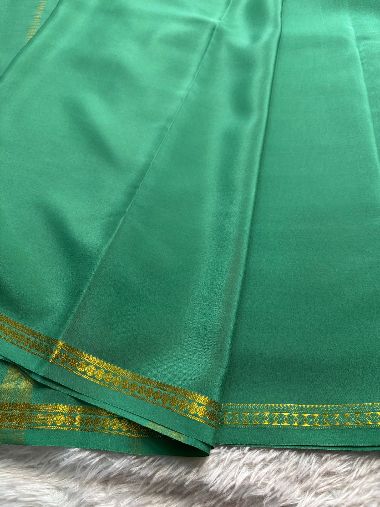 Ratna : Solid Sea green