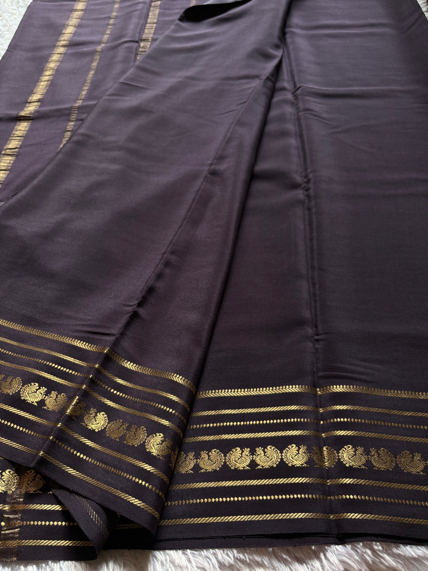 Hamsini : Solid Blackish brown
