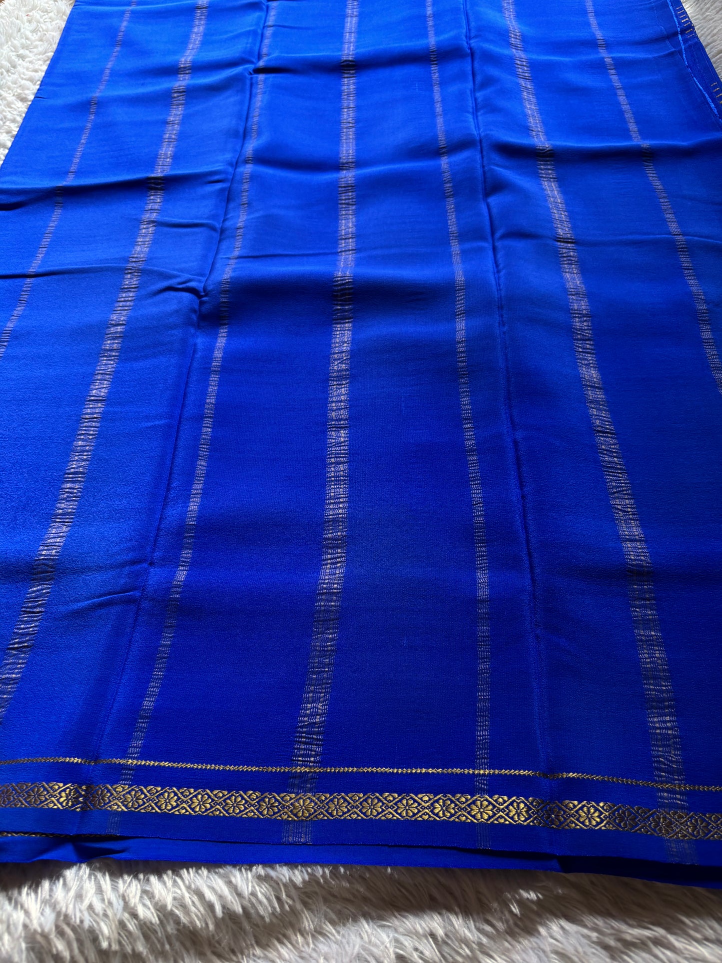 Aparanji : Solid Royal blue